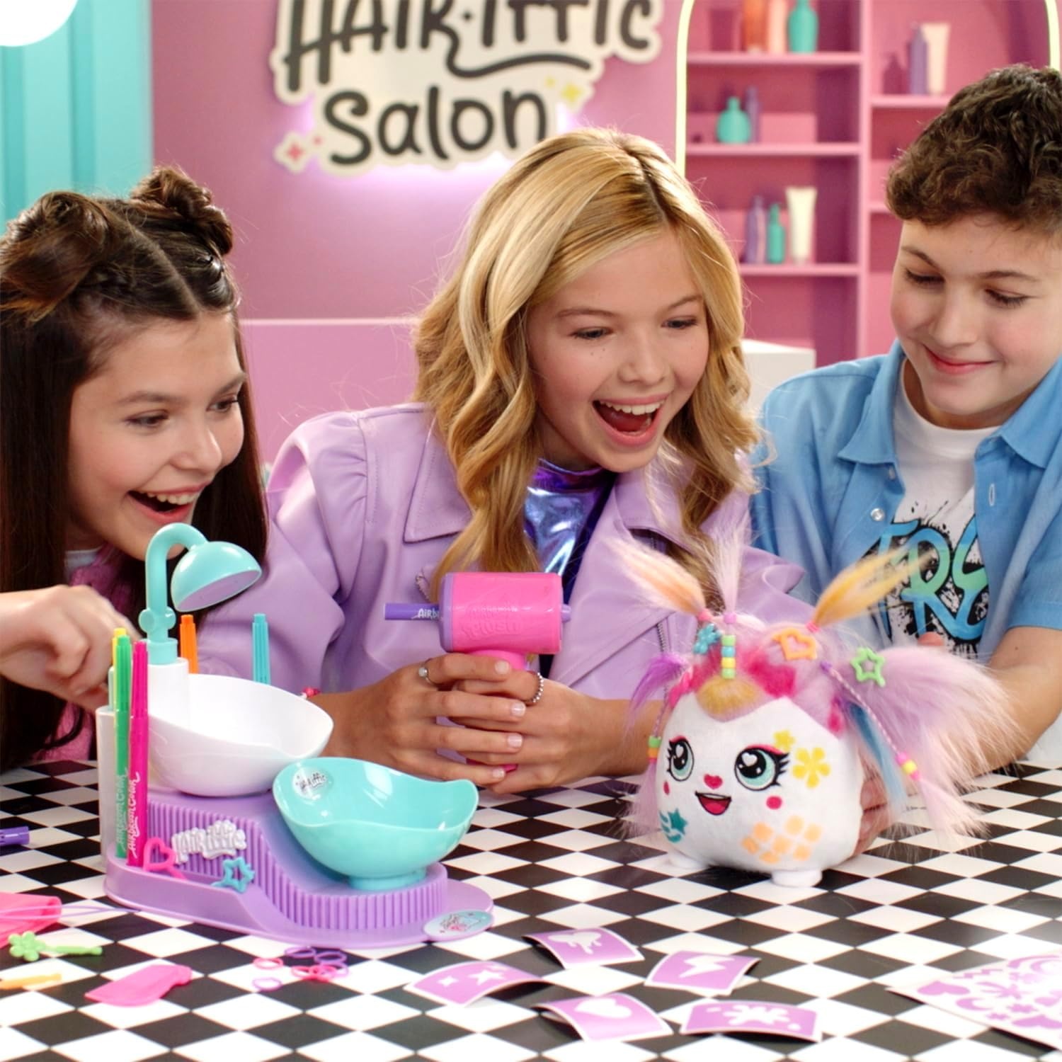 Canal Toys Airbrush Plush Hairiffic Salon met 120+ Stencils - Roze - 36 x 16 x 30 cm