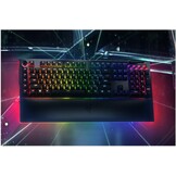 Razer BlackWidow V4 Pro (Green Switch) - Mechanisch gamingtoetsenbord (klikkende mechanische schakelaars, opdrachtwiel en 8 macrotoetsen, multifunctionele roller, palmsteun) QWERTY DE-Layout | Zwart