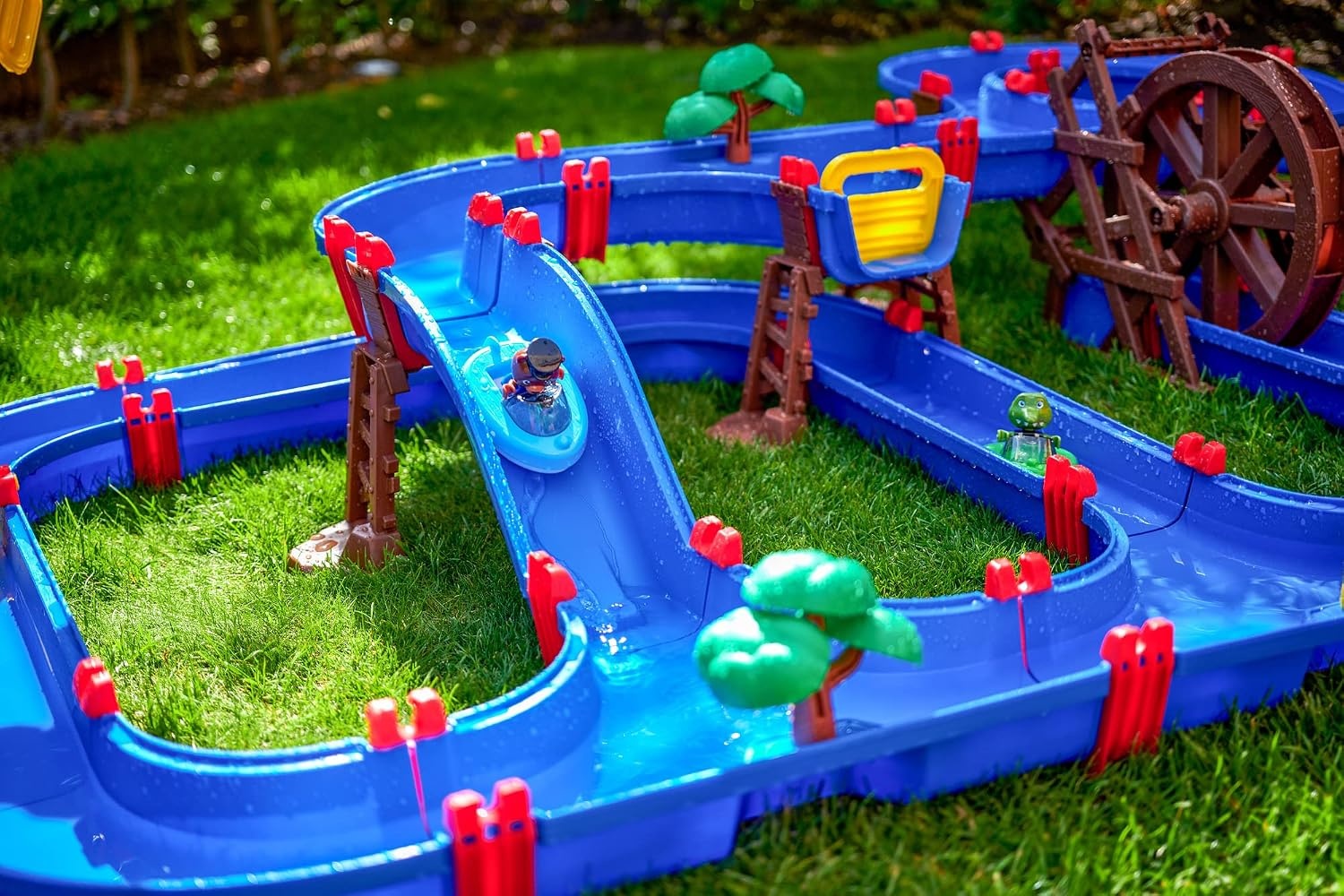 AquaPlay Mega Water Wheel blauwe waterbaan 180 x 125 x 35 cm