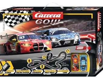 Carrera DPower Lap 20062560 Digitale racebaan, inclusief rondeteller en loopings, kruisingen en fly-overs, voertuigen met koplampen en achterverlichting, op schaal 1:43, handcontroller met turbo-knop