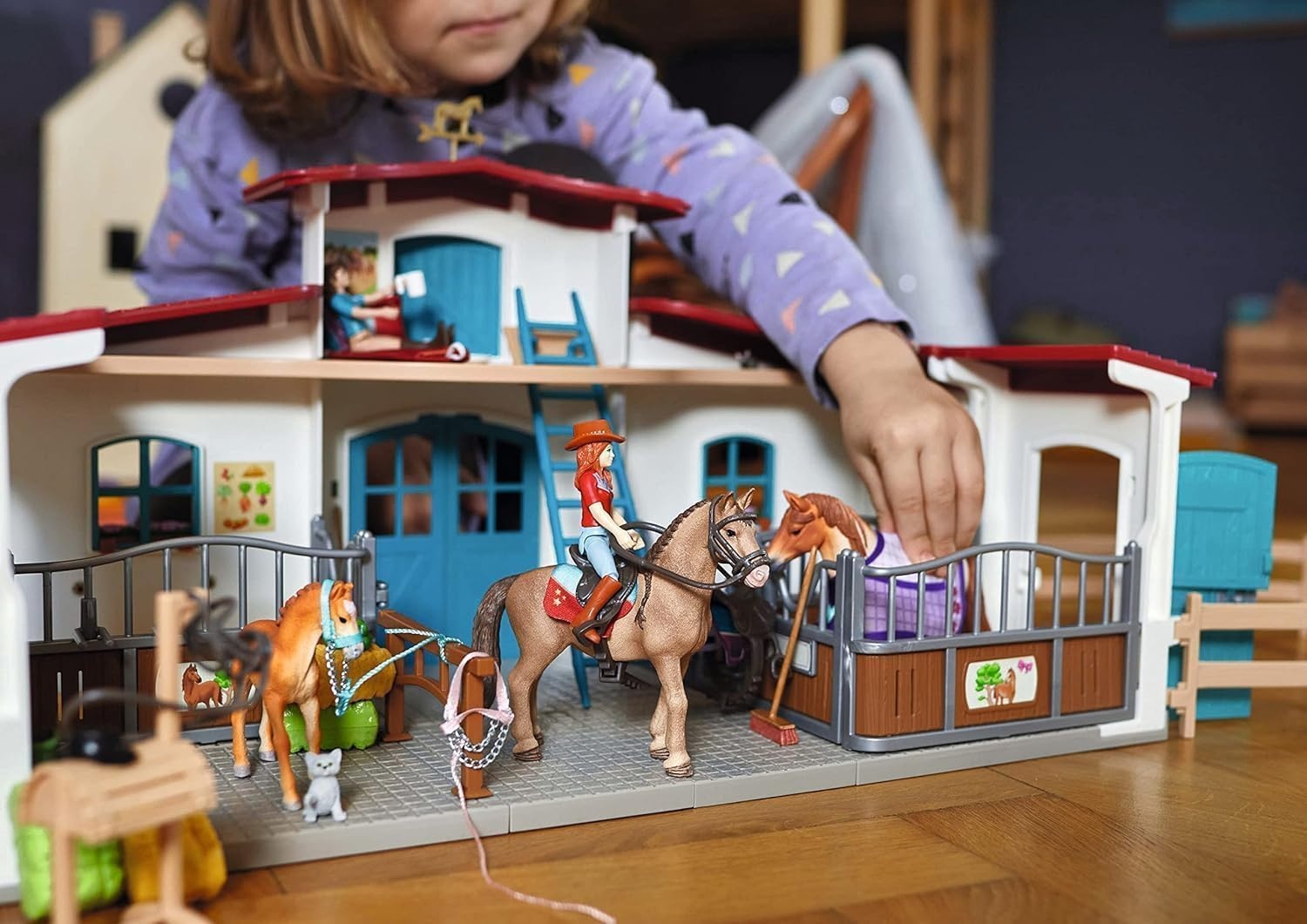 Paardenspeelset Manege met 3 paarden & Hannah/Lisa, 115-delig | 34% korting