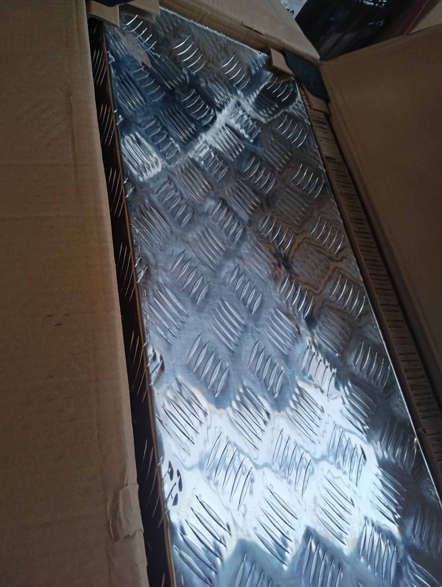 VEVOR Gereedschapskist Aluminium 91x36x40 cm - 60% Korting