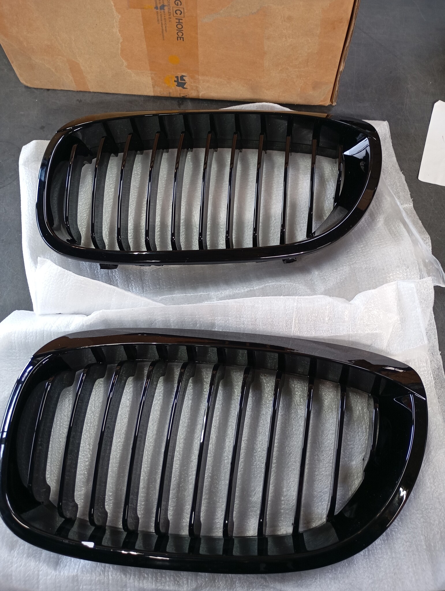 Grill Nieren - BMW 3 Serie E46 Coupe Cabrio 03-07 - Sport Performance - Zwart Glans
