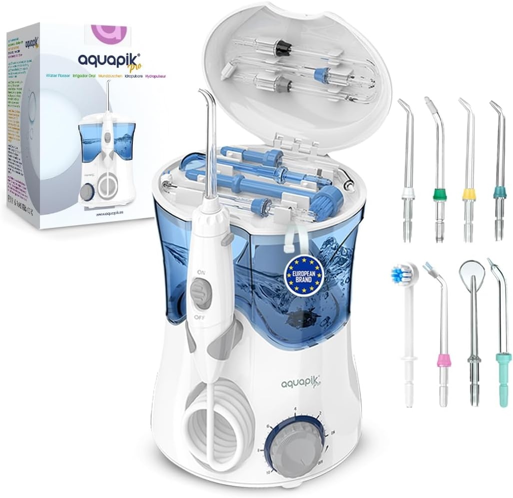 Aquapik® PRO Professionele Water Flosser | Verwijdert Tandplak + Aanbevolen door Tandartsen + Zorgt voor Implantaten en Orthodontie | Monddouche met 8 Opzetstukken + 10 Drukniveaus + 600 ml Capaciteit