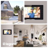 LEGRAND, EASYKIT Plus 368910 Video-deurintercomset met 2-draads aansluiting, 7 inch kleurenmonitor gespiegeld en groothoekcamera, 1-/2-gezinswonsset, uitbreidbaar, stekkervoeding, IP54-IK07, zwart
