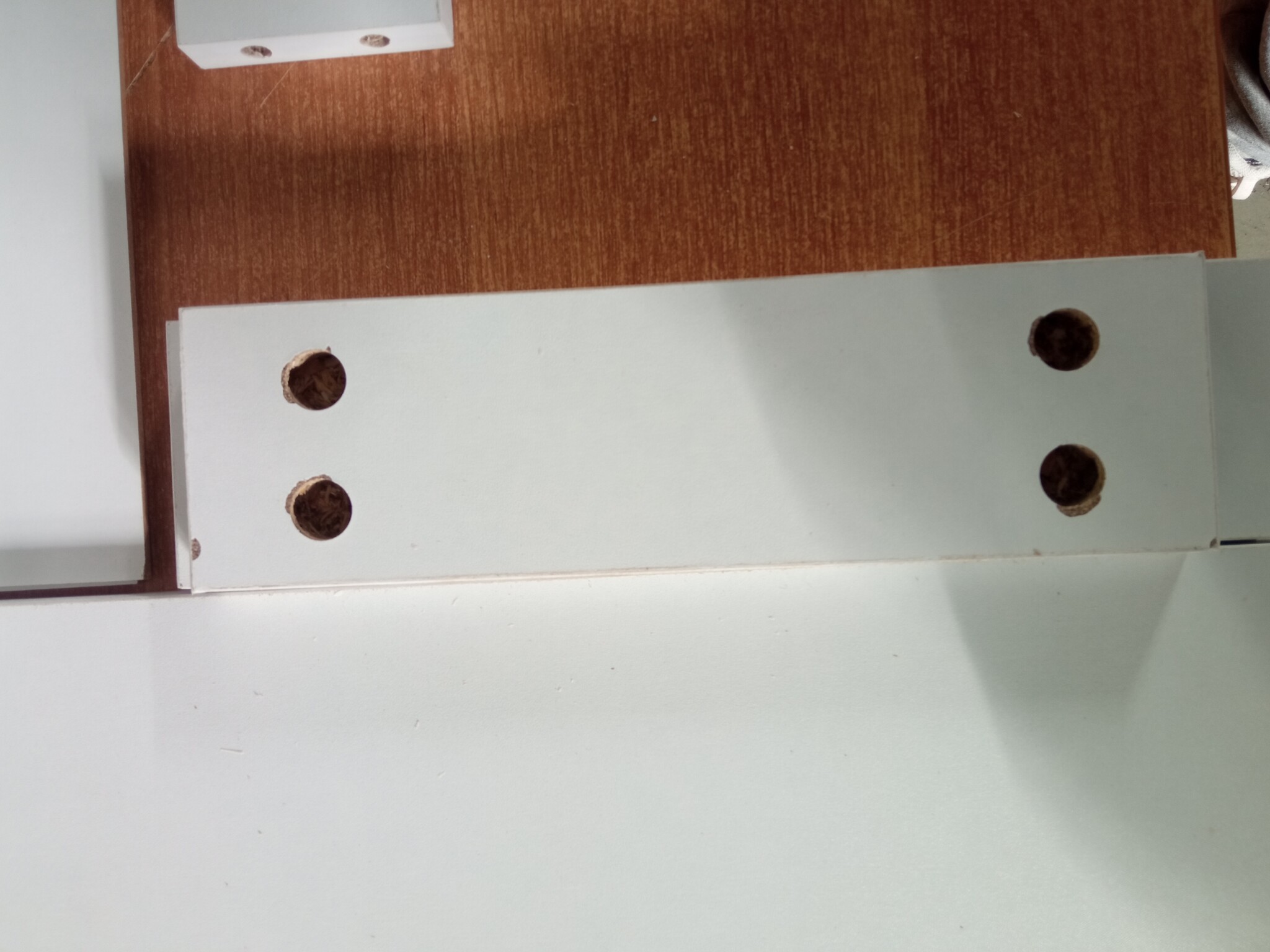 Badkamerkast Wit Bewerkt Hout - 65x33x60 cm - 54% Korting