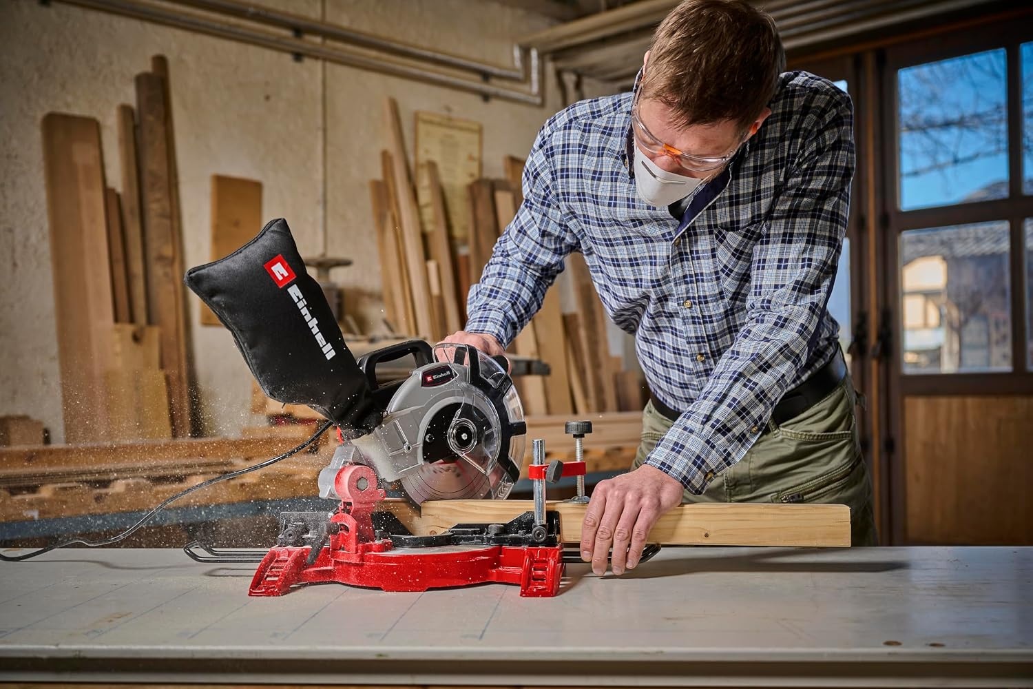 Einhell Afkort- en Verstekzaag TC-MS 2112 1600W | 54% Korting