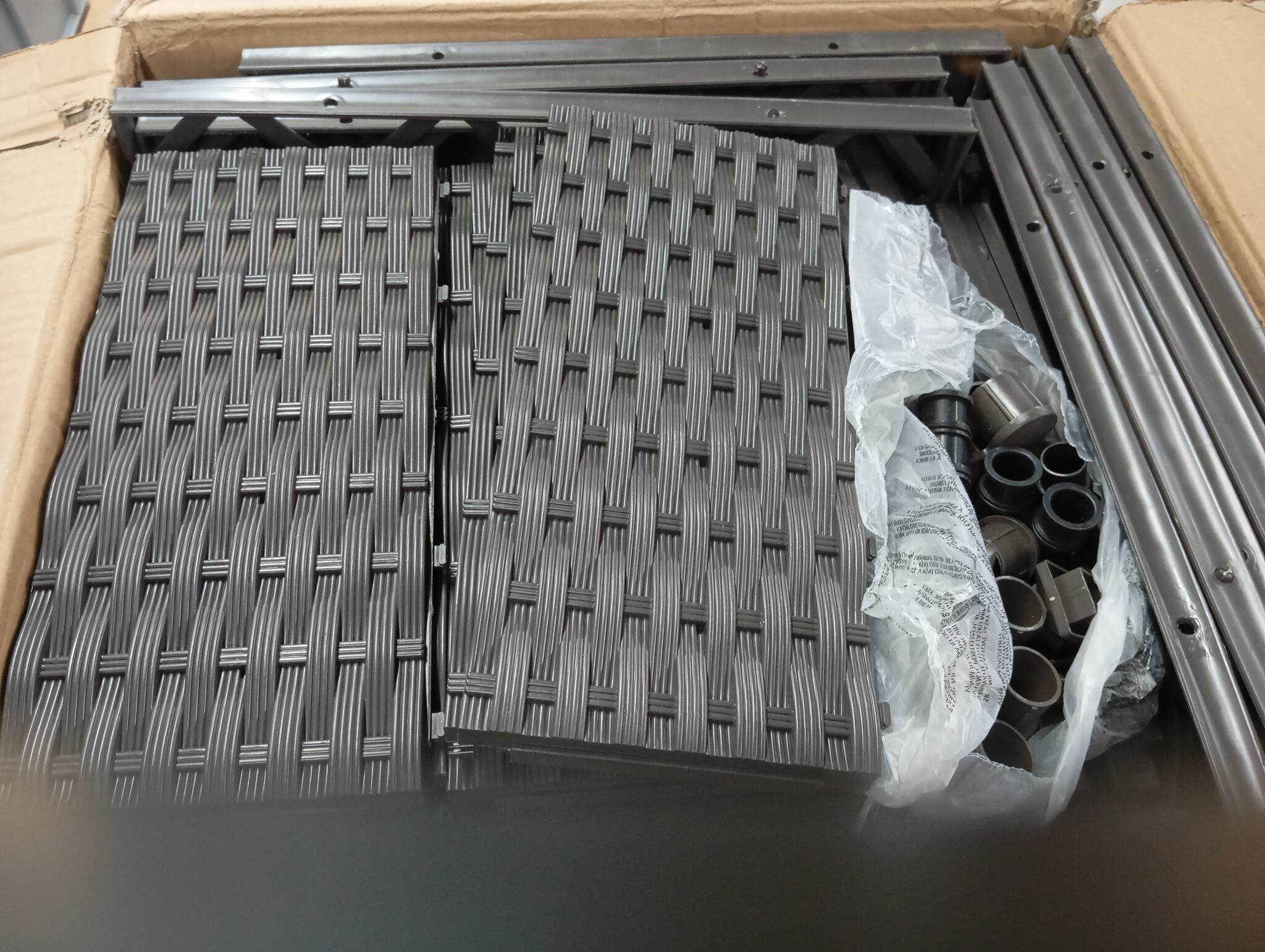 Plantenbak met latwerk 120x120x136 cm Polypropeen Bruin - 54% Korting!