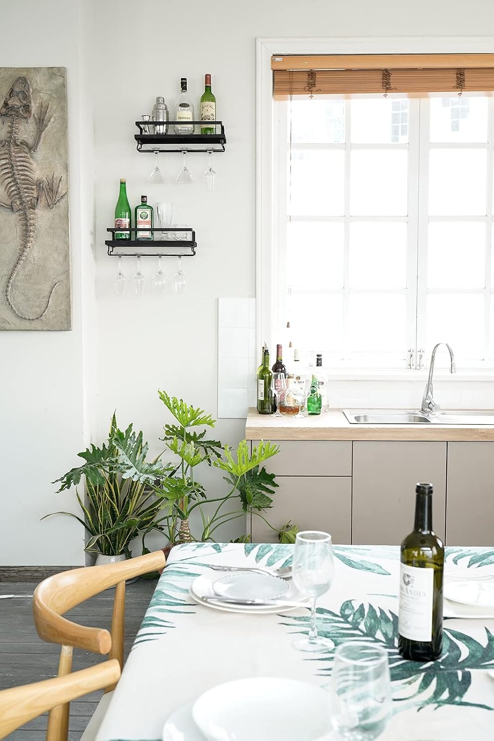 Mkono Wandmontage wijnrek set van 2 houten plank rustieke fles glas zwevende planken glaswerk hanger moderne planten foto's display opslag houder keuken eetkamer bar, zwart, 43 x 15 x 1,8 cm