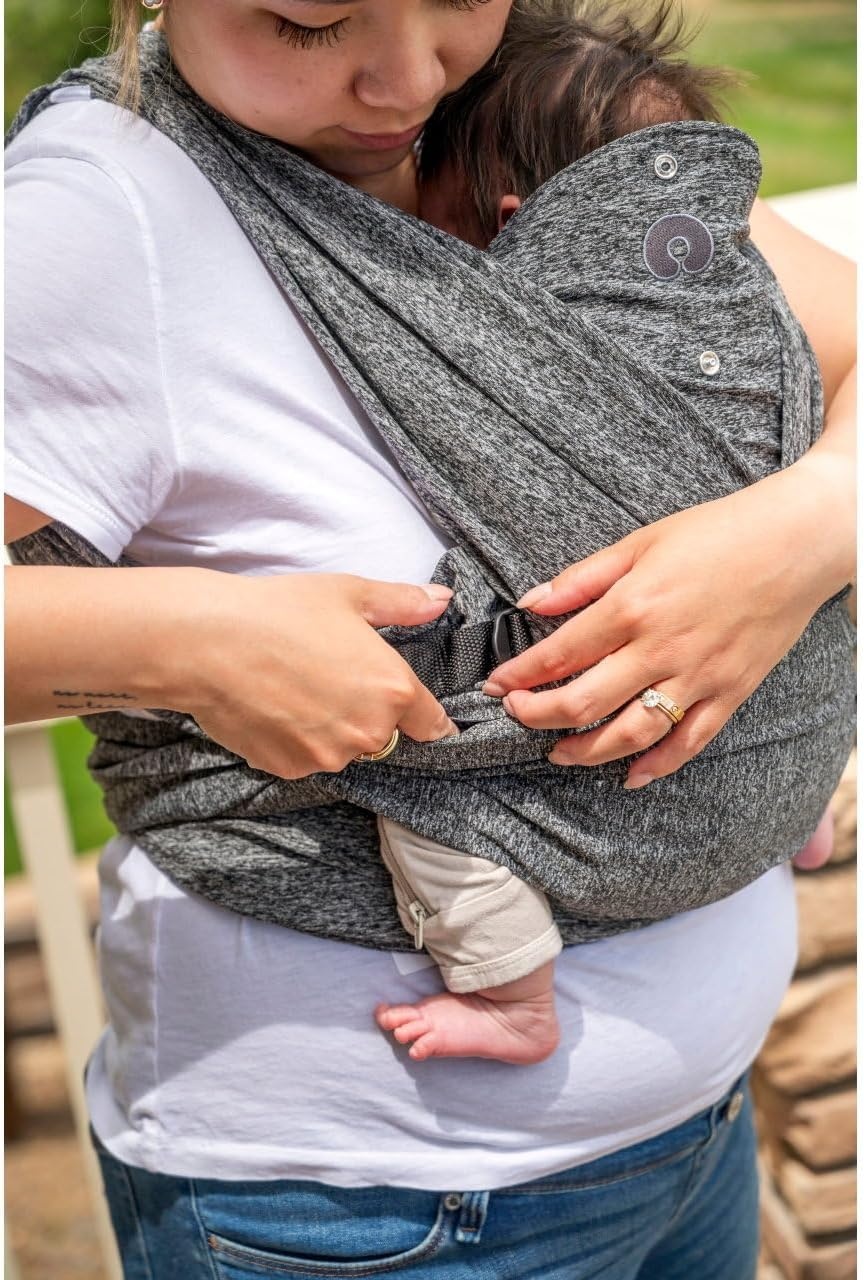Boppy Comfyfit Evolution Babydrager, eenvoudig te dragen en verstelbaar, ergonomische babydrager met hoofd- en neksteun, brede knoopbanden, verstelbare armuitsnijding, 0 maanden +