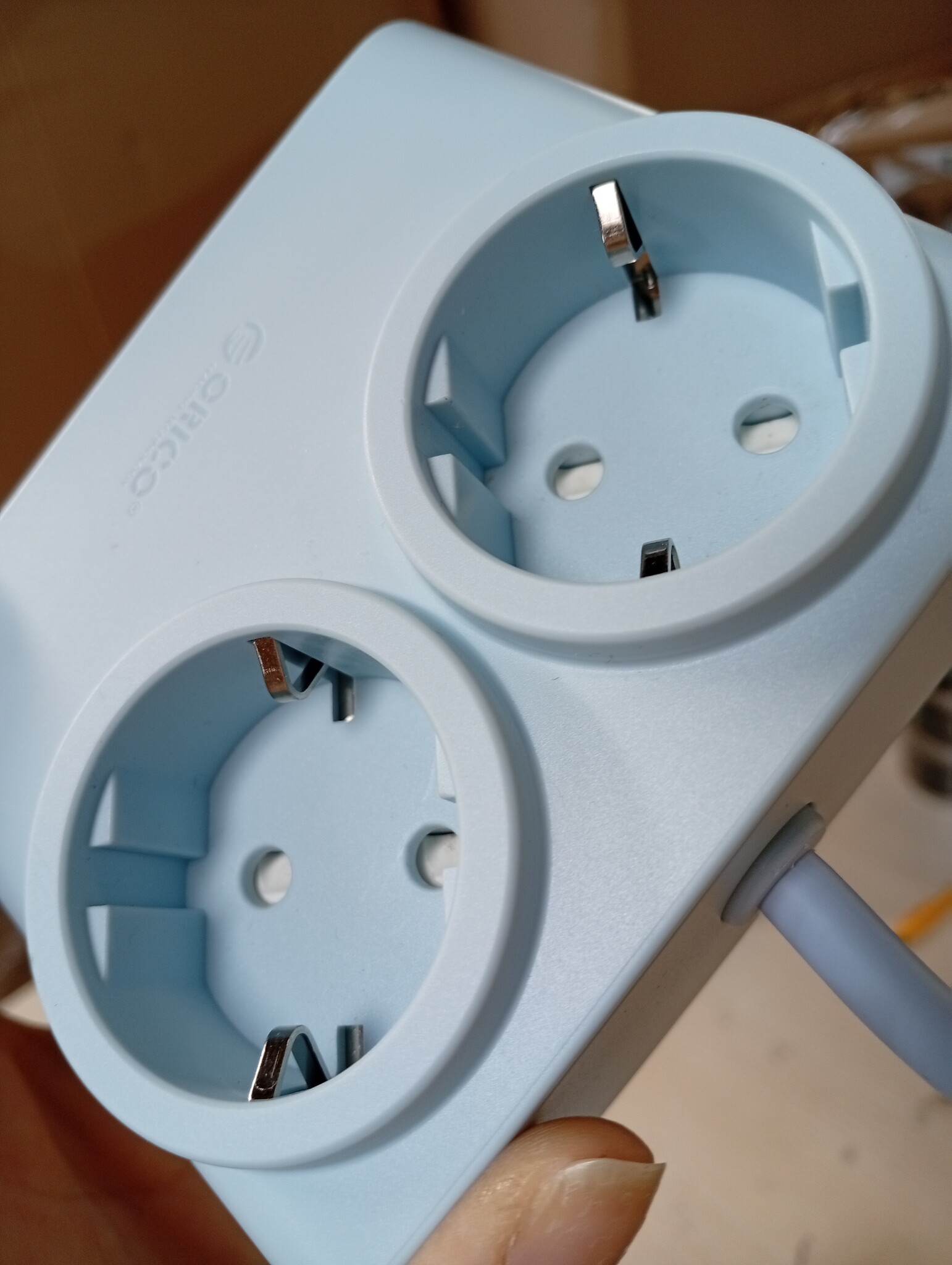ORICO GaN PowerBrick 25W: Platte Stekkerdoos Blauw, 2x Stopcontact, 4x USB - 52% Korting!