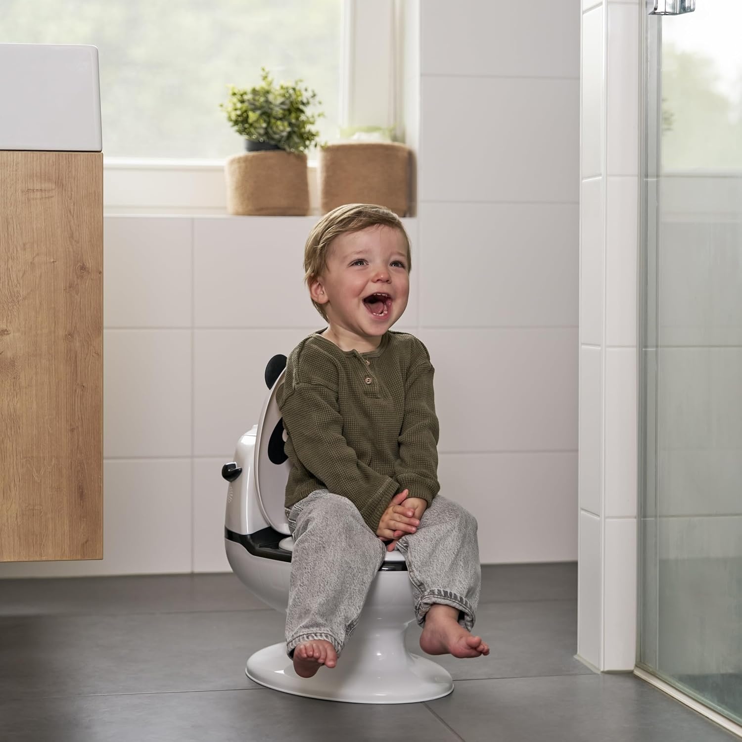 Bebeconfort Mini-Toilet, Baby Potje voor Zindelijkheidstraining, 1-3 jaar, 0-20 kg, Levensecht met Spatschild, Echt Spoelgeluid, Uitneembare Pot, Eenvoudig te Reinigen, Rubberen Voet, Panda