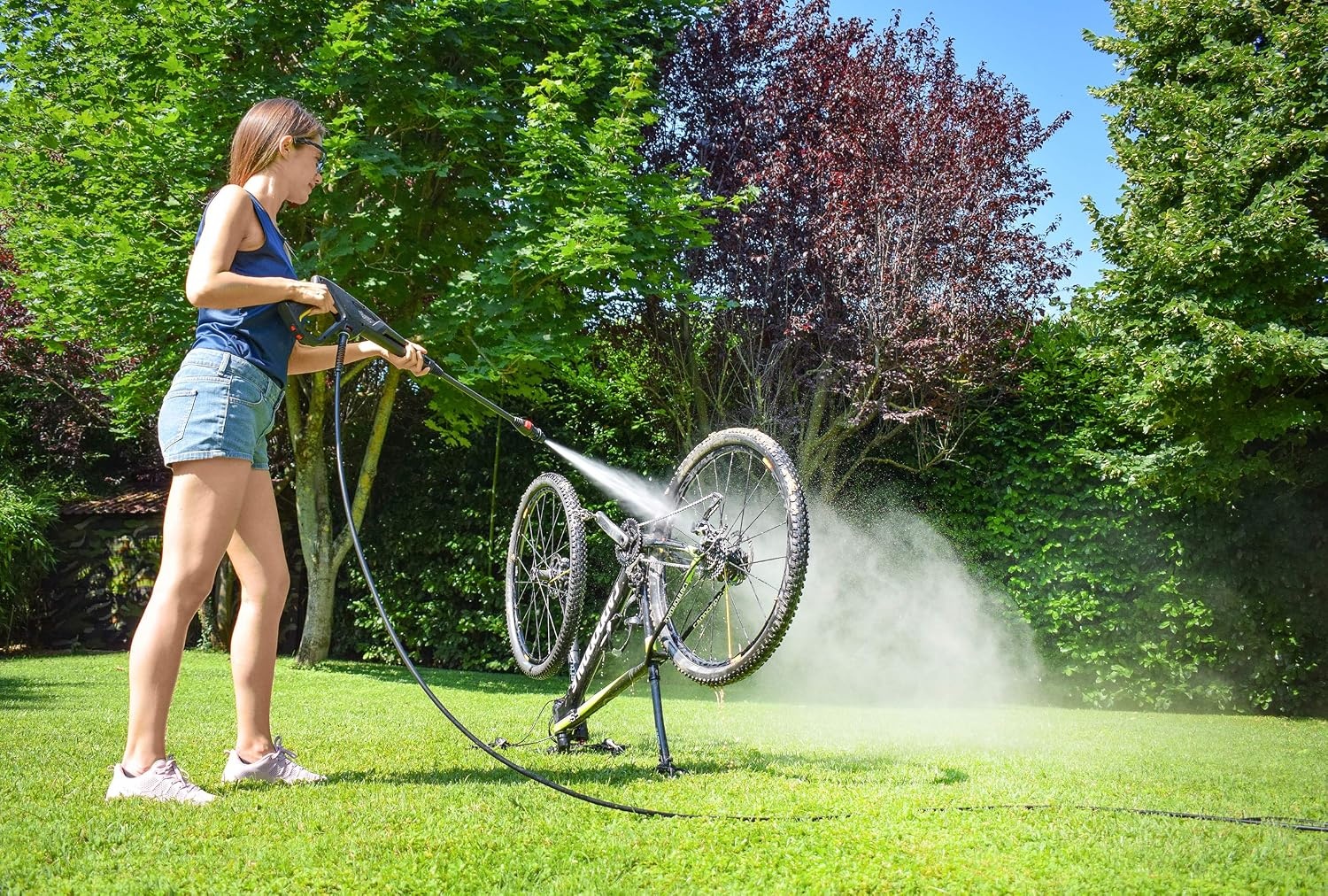 Lavor Galaxy 160 Hogedrukreiniger, 2500 watt, 160 bar max. 510 l/u, vaste borstel, roterende borstel, wasmachine, slang AP 8 meter, pistool, lans met Variojet- en turbo-mondstuk, geel/zwart