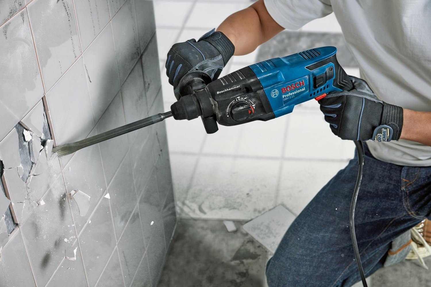 Bosch Boorhamer 720W 2,0 Joule SDS Plus - 54% Korting