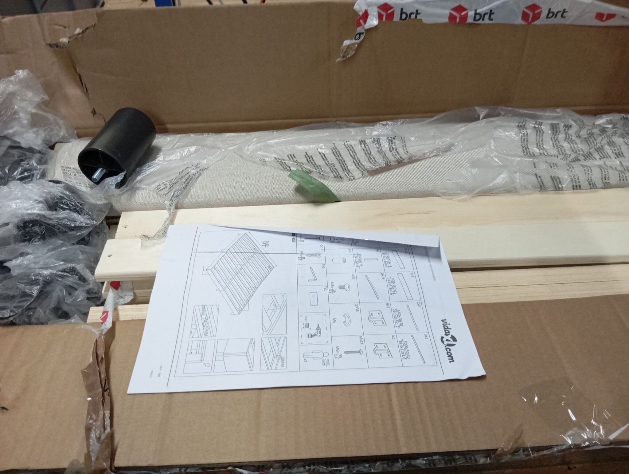 vidaXL Bedframe zonder matras stof crèmekleurig 160x200 cm