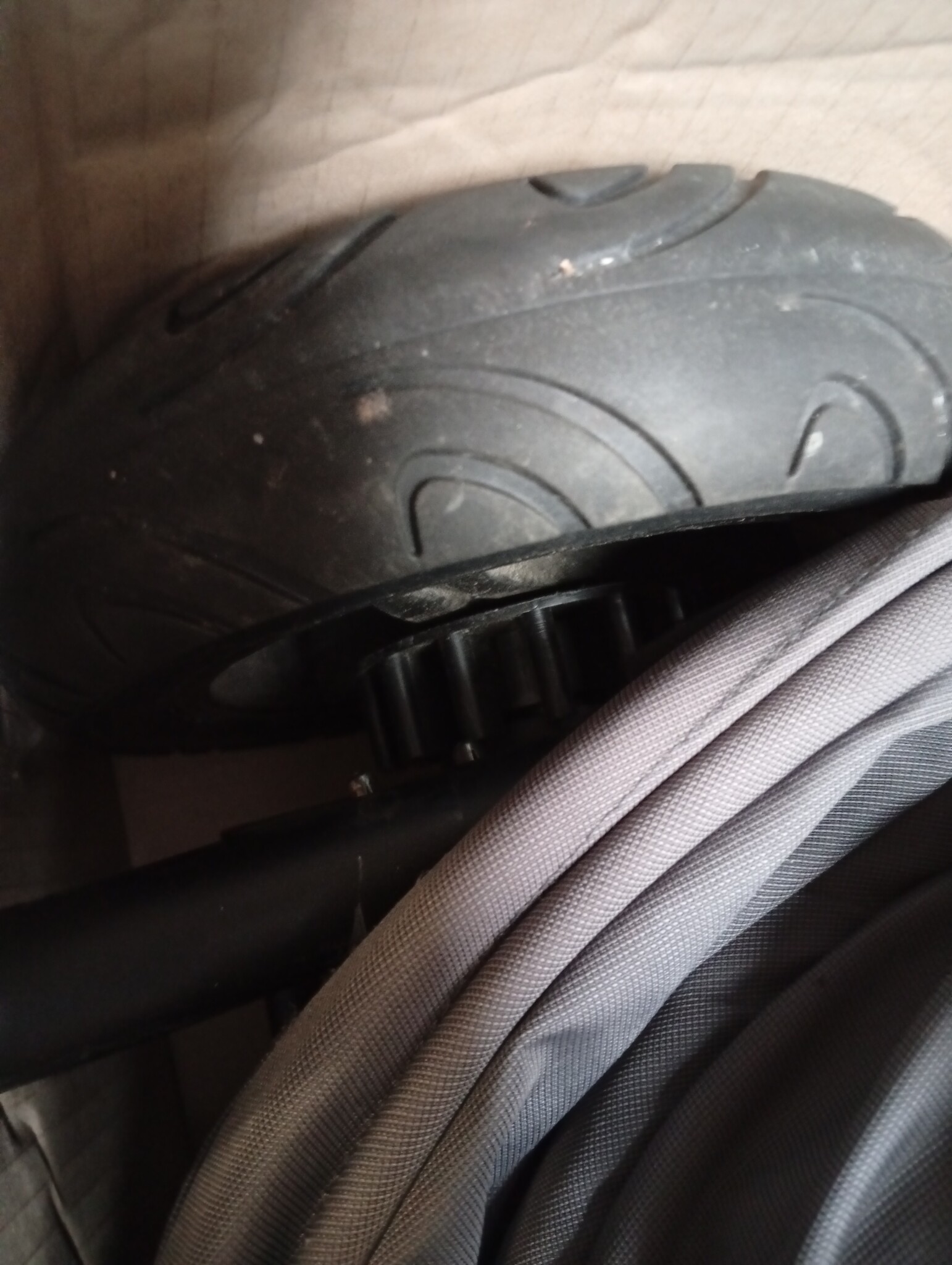 Kinderkraft Aveo Dreirad - Kinderdriewieler met duwstang - Grijs - Tot 25 kg