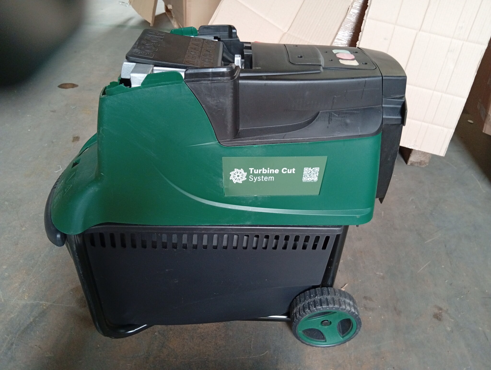 Bosch AXT 25 TC Hakselaar 2500W - Takken & Groenafval - 55% Korting