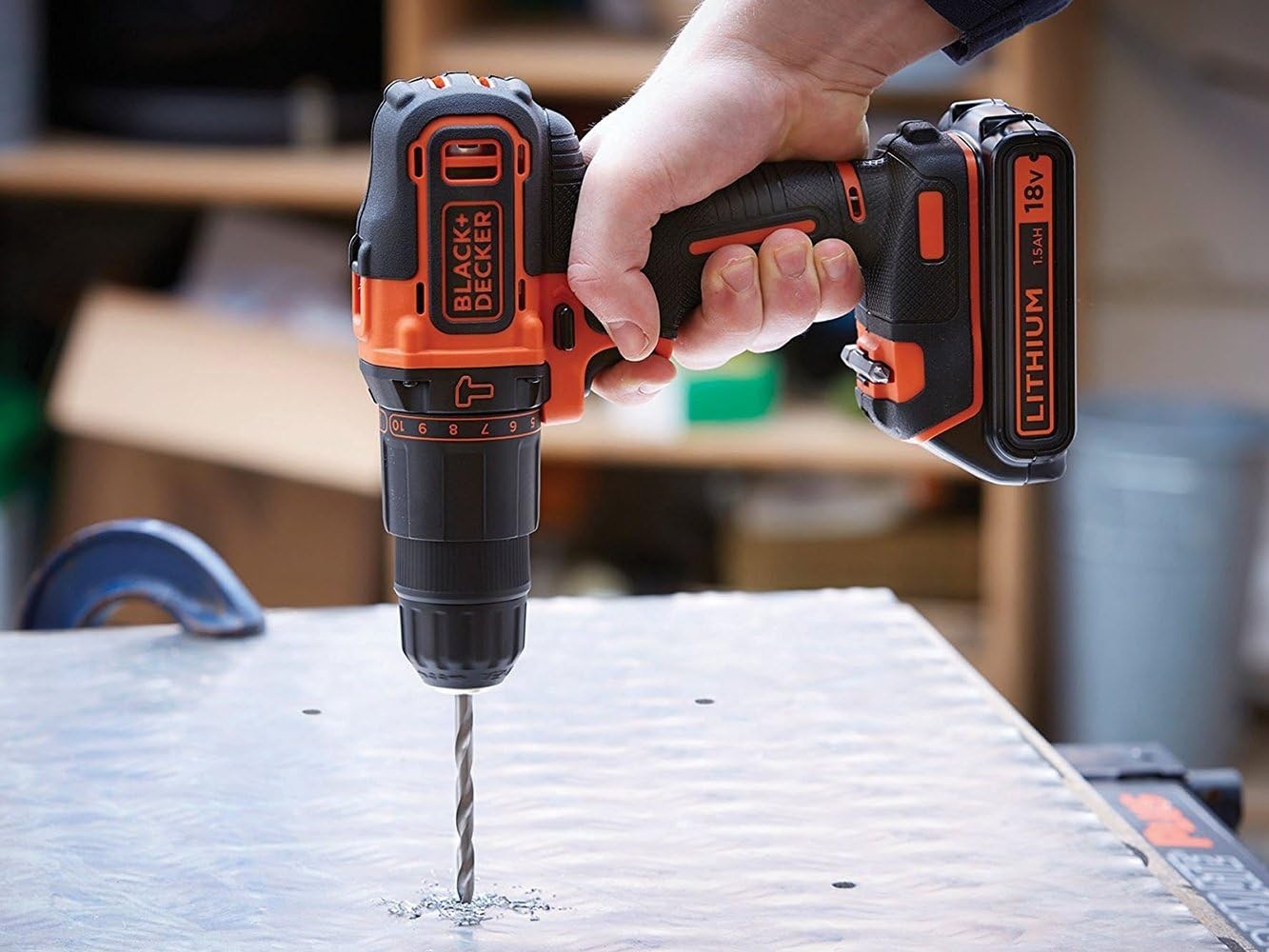 Black+Decker Accu-slagboorschroevendraaier BDCHD18K 18V 1.5Ah - 34% Korting