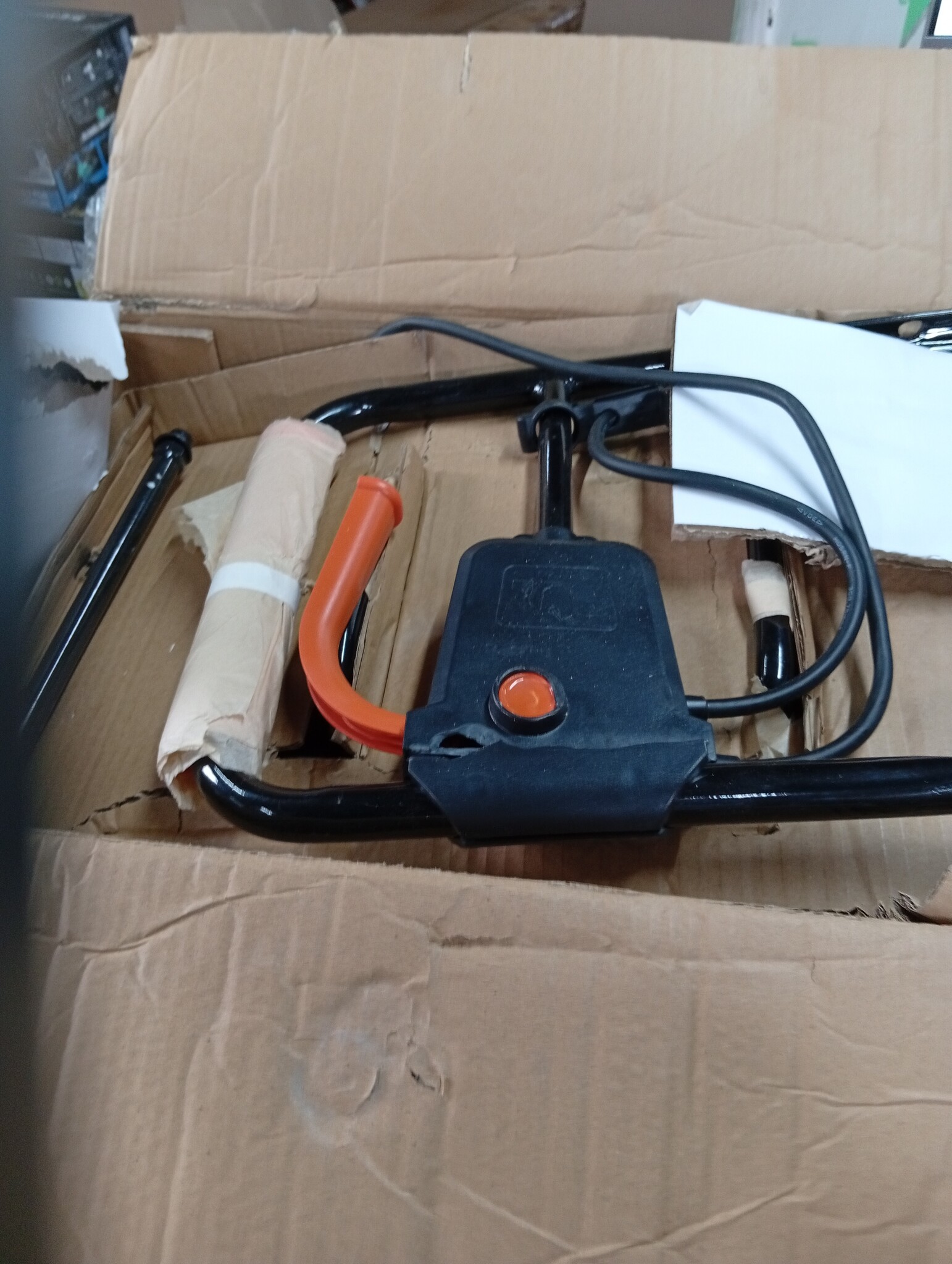 Evolution Power Tools H320-E Hulk Elektroplaatverdichter, elektrisch - Ideaal voor het egaliseren van bestrating, kunstgrasvoorbereiding, patio, straatwerk, zand, aarde - 2 jaar garantie, 230V