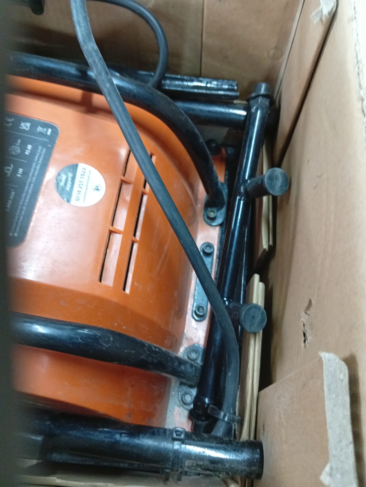 Evolution Power Tools H320-E Hulk Elektroplaatverdichter, elektrisch - Ideaal voor het egaliseren van bestrating, kunstgrasvoorbereiding, patio, straatwerk, zand, aarde - 2 jaar garantie, 230V