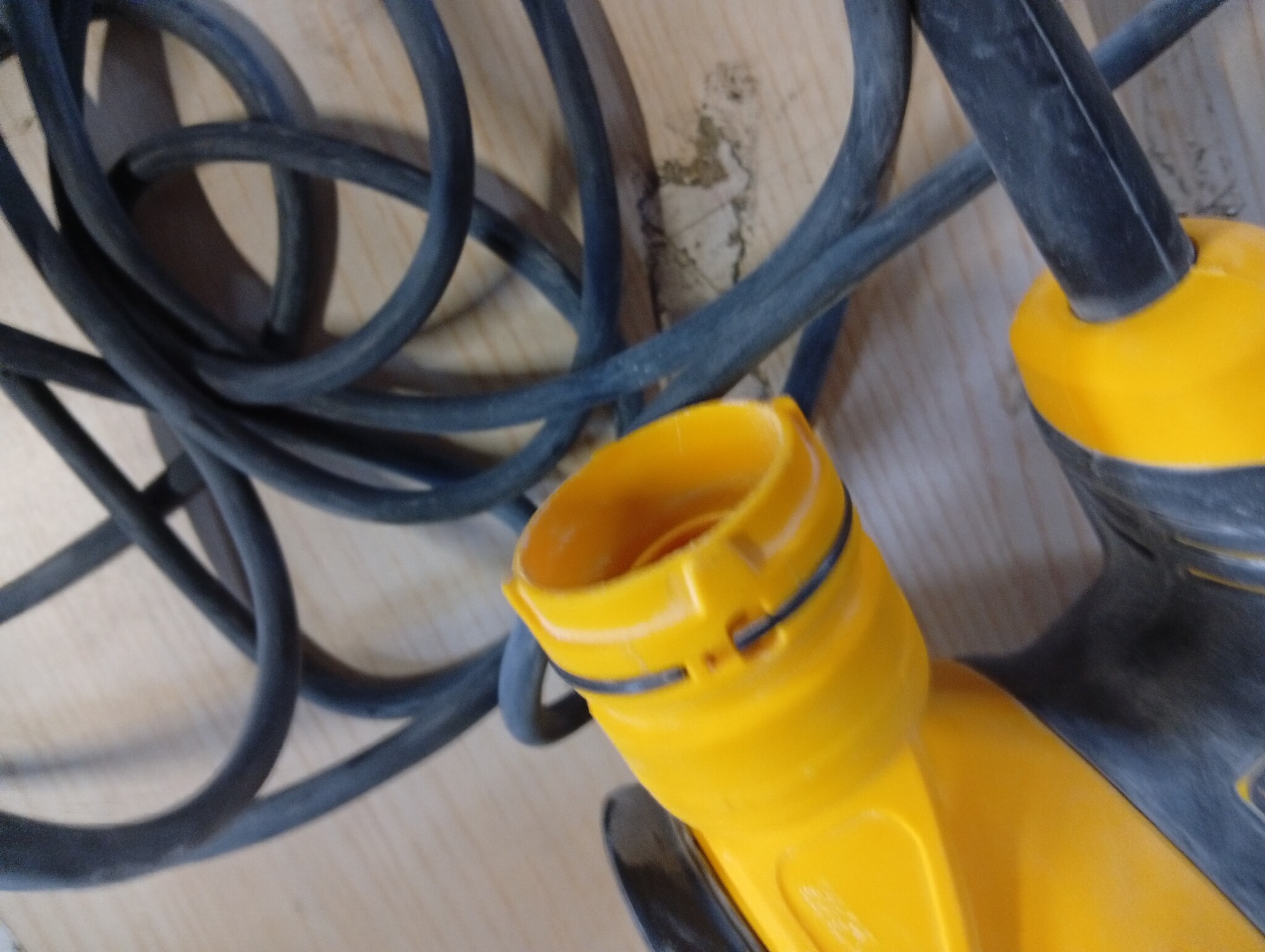 DEWALT Excentrische schuurmachine 280W 125mm DWE6423