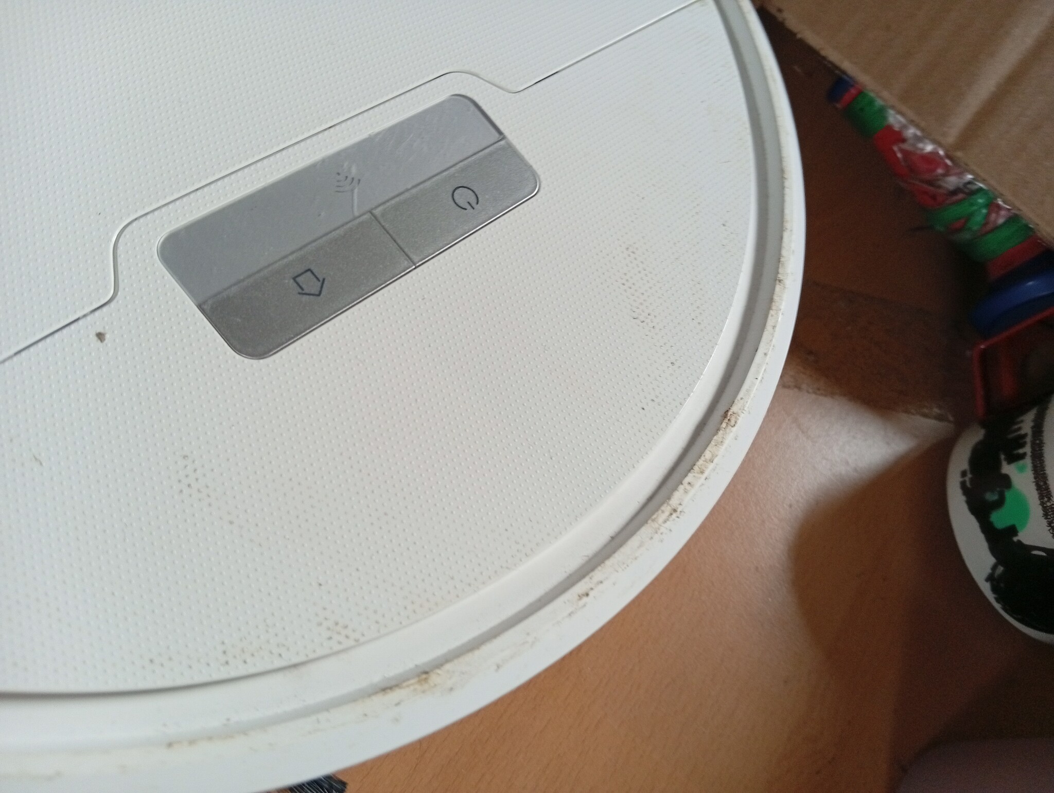 Tikom Robotstofzuiger, G8000 Pro Robotstofzuiger, 2-in-1, 4500 Pa zuigkracht, zelfoplaadbaar, wifi, max. 150 minuten, geschikt voor dierenharen, tapijt, harde vloeren, wit