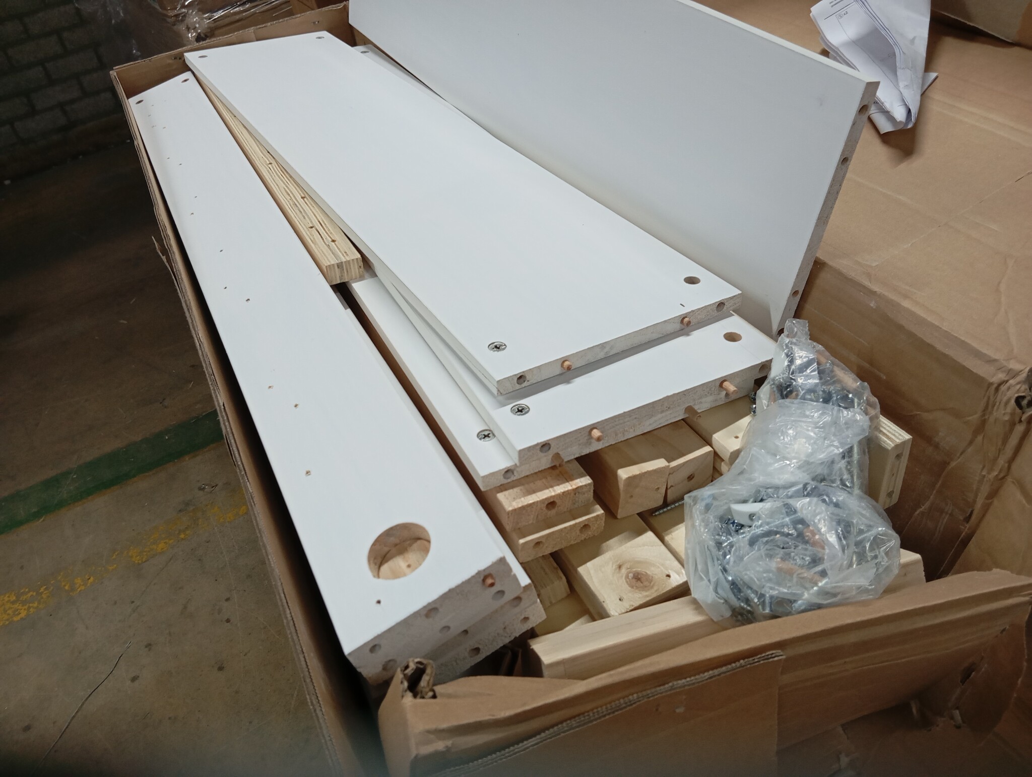 vidaXL Bedframe massief hout wit 180x200 cm