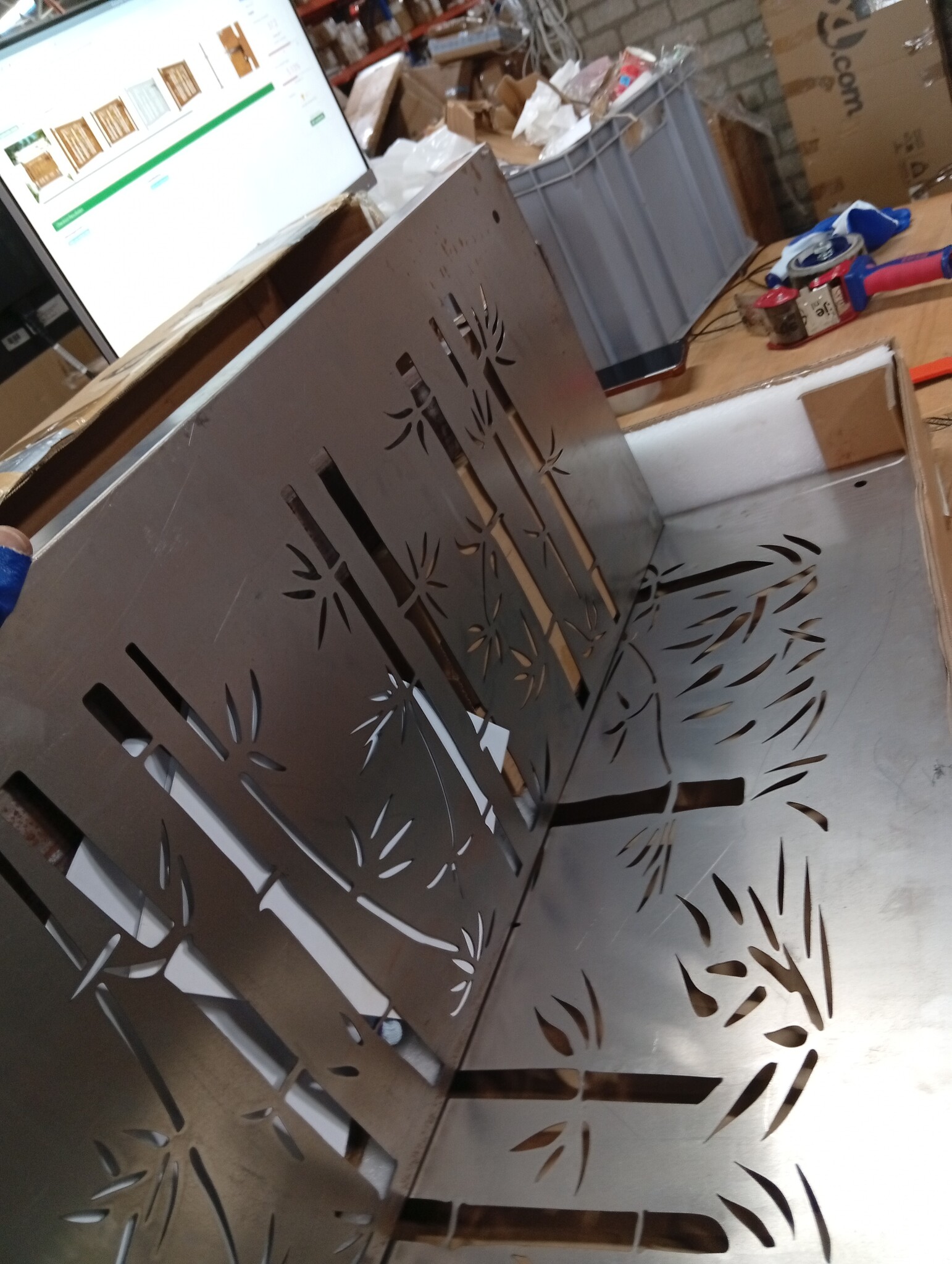 vidaXL Poort 100x75 cm bamboe-ontwerp cortenstaal