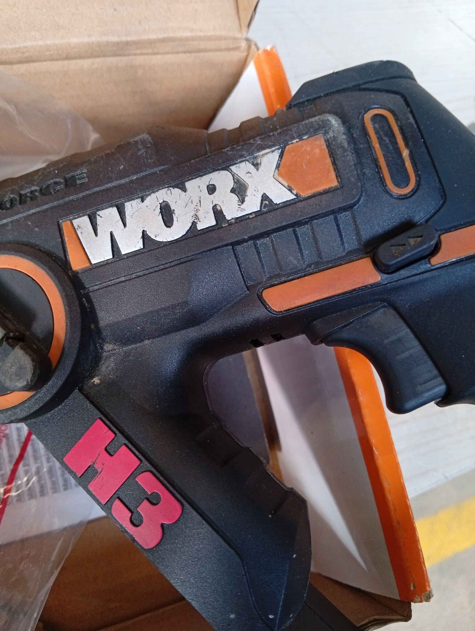 WORX WX390.9 boorhamer SDS-plus 20 V, krachtige boormachine met pneumatische hamerwerk en tweede handgreep, ideaal voor schroeven, boren en hameren, 1,2 J slagenergie, zonder accu en oplader