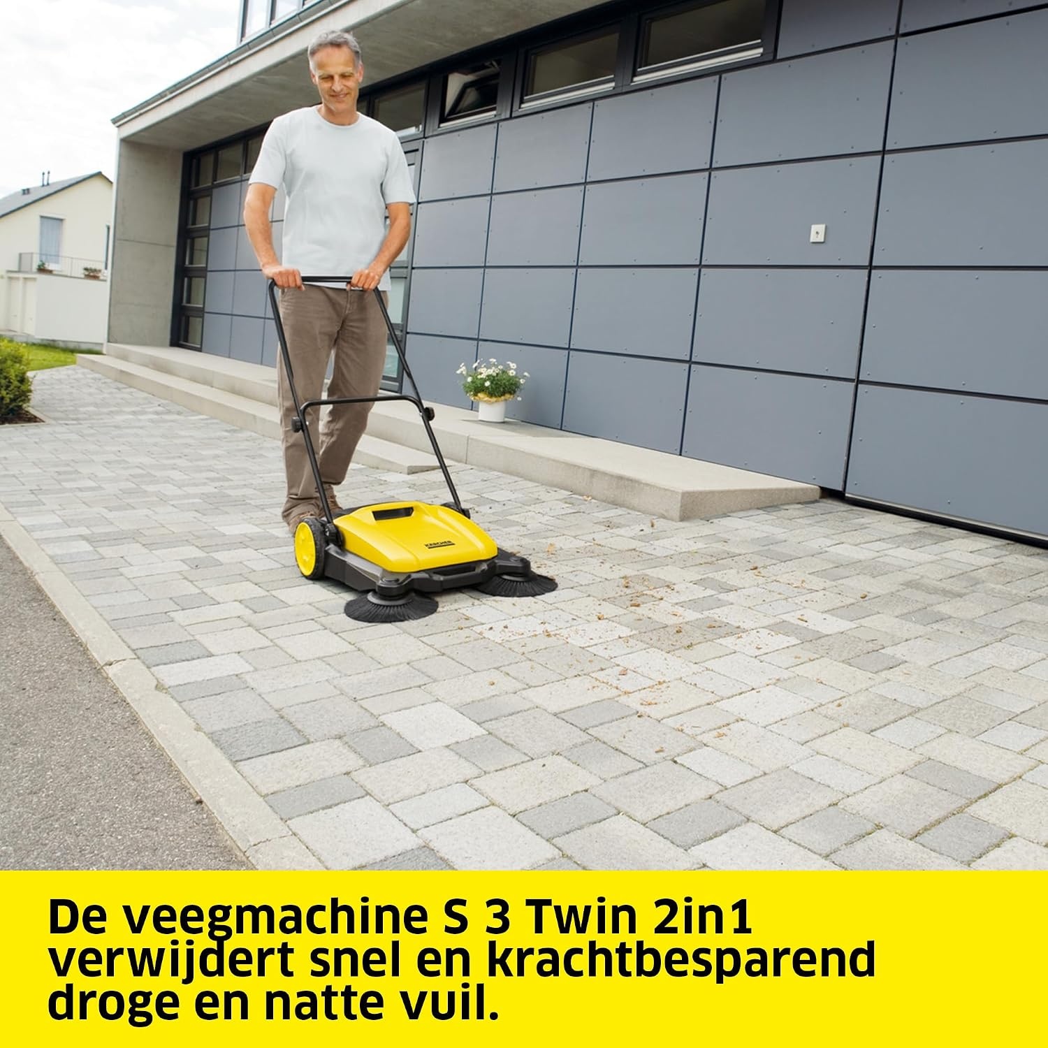 Kärcher Veegmachine S 3 Twin 2-in-1, werkbreedte: 650 mm, tot 1.800 m²/h oppervlak, vuilcontainer: 16 l, gewicht: 9,7 kg, 2 zijbezems voor droog vuil, 2 zijbezems voor vochtig vuil