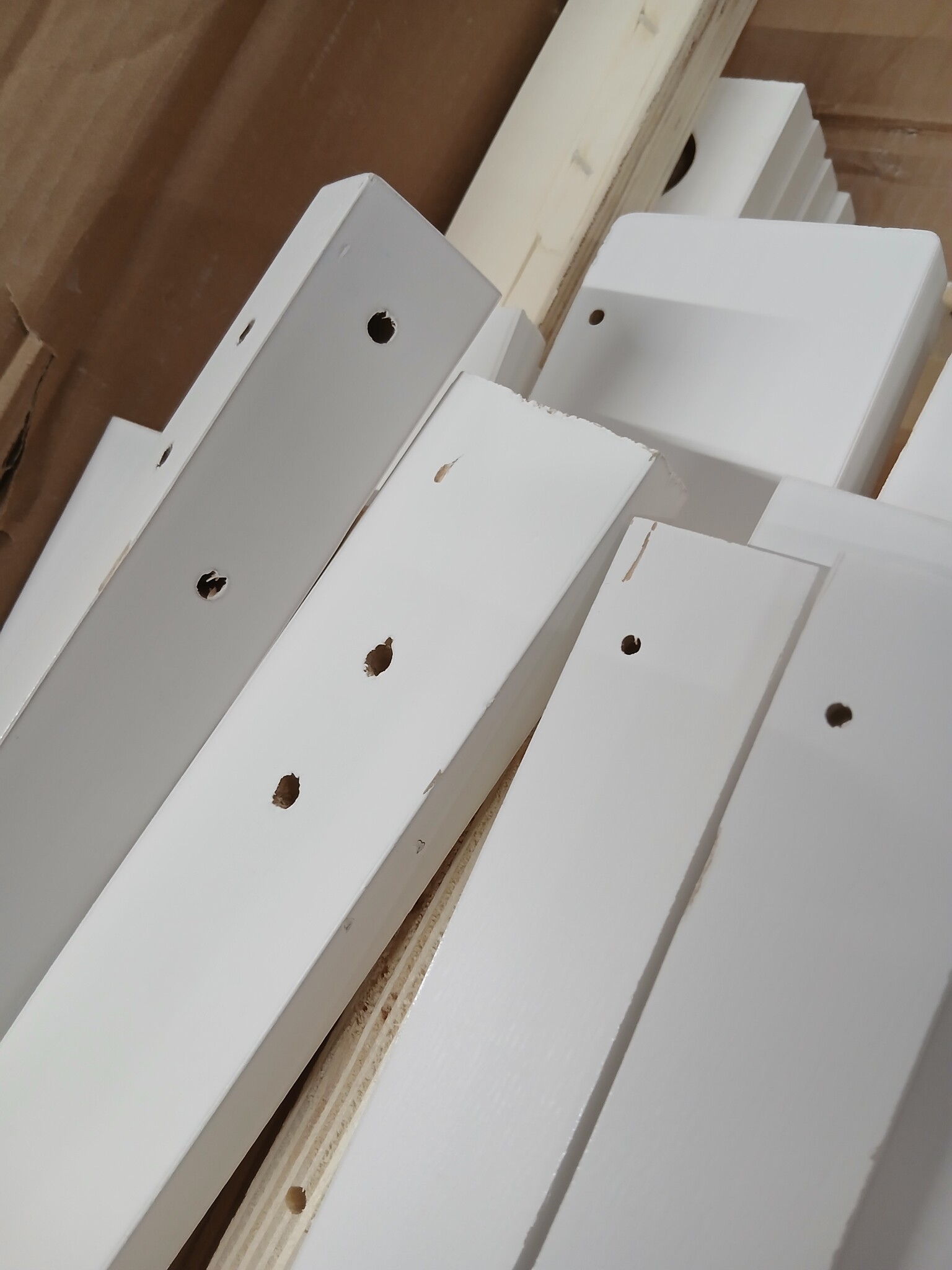 vidaXL Bedframe met hoofdeinde Wit 140 x 190 cm Massief grenenhout