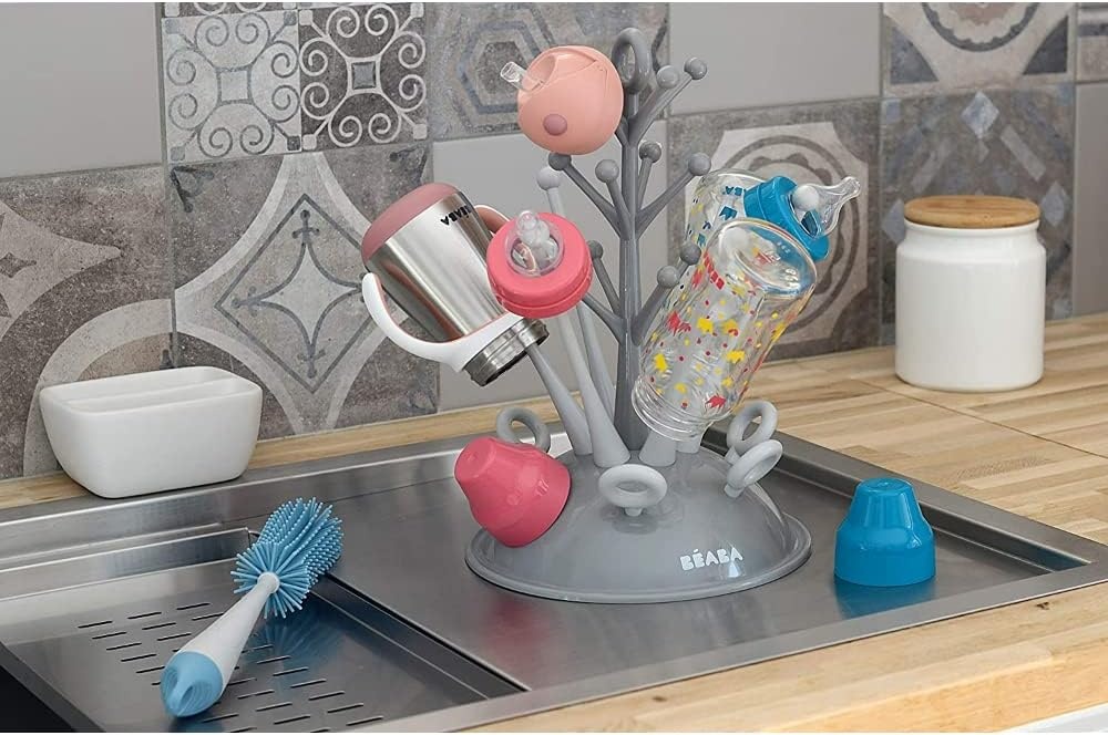 BÉABA, Flessenafdruipboom, grote capaciteit, 6 flessen en accessoires, afneembare wateropvangbak, praktisch, slim design, grijs