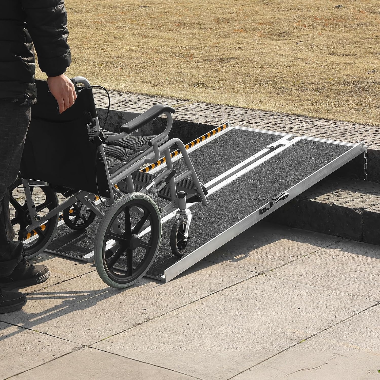 VEVOR Portable Wheelchair Ramp, 183 cm, 363 kg Capacity, Anti-Slip Aluminum Folding Triple Ramp, Folding Mobility Scooter, Ramp Wheelchair, Ramp for Steps, Stairs,