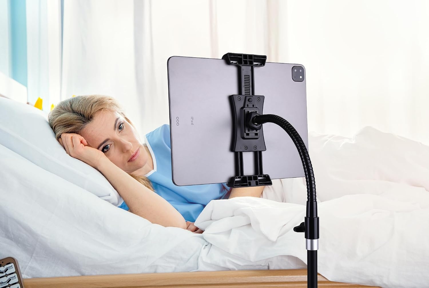 Ipad en telefoon statief 73 inch zwanenhals tablet vloerstandaard houder houder met afstandsbediening voor 3,5 tot 15 inch tablets iPhones, iPad Pro Air Mini 12,9 11 10,5, Galaxy Tab S9 ultra