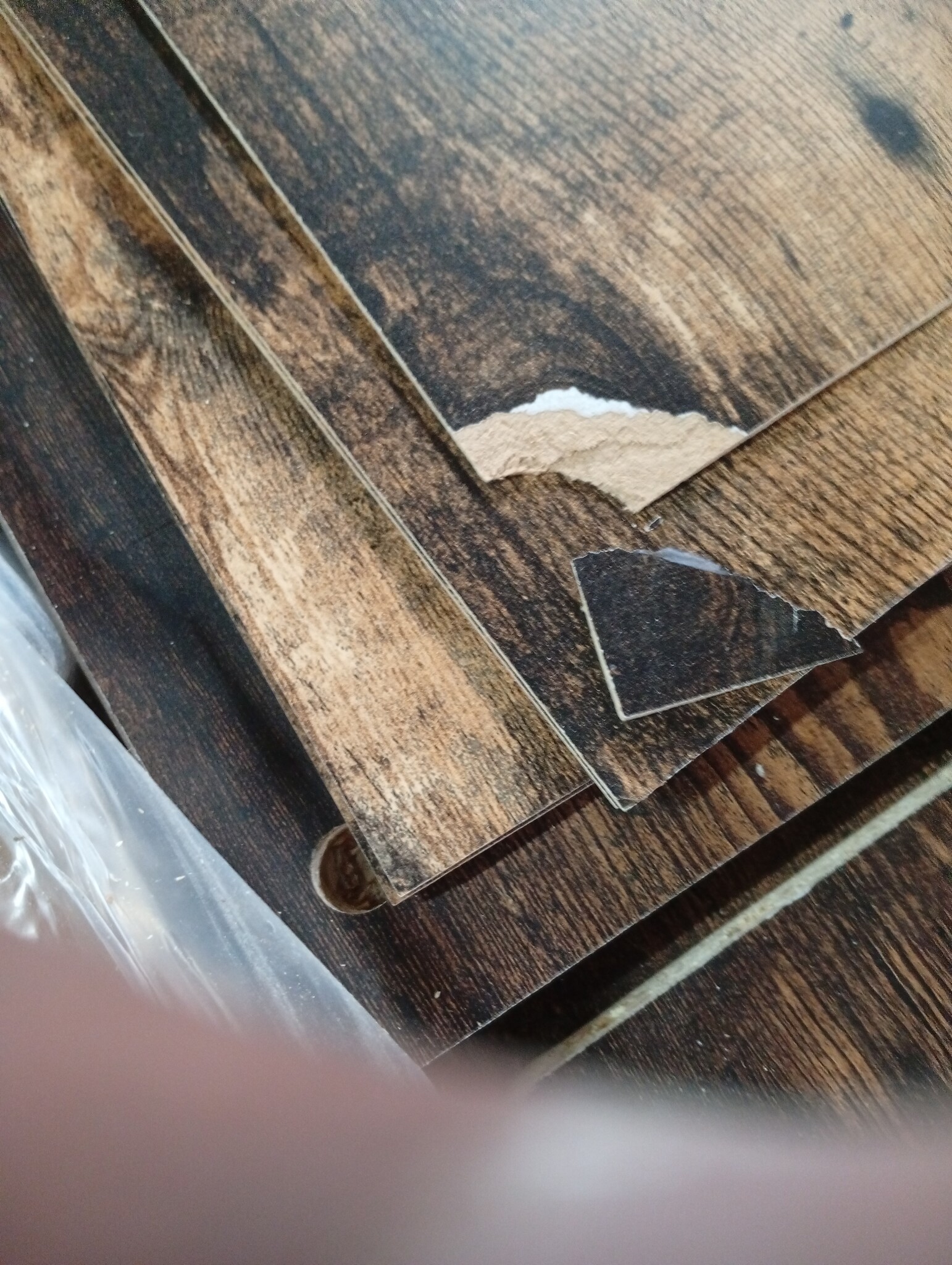 Boekenkast 40x24x102 cm Bewerkt Hout Gerookt Eiken - 59% Korting