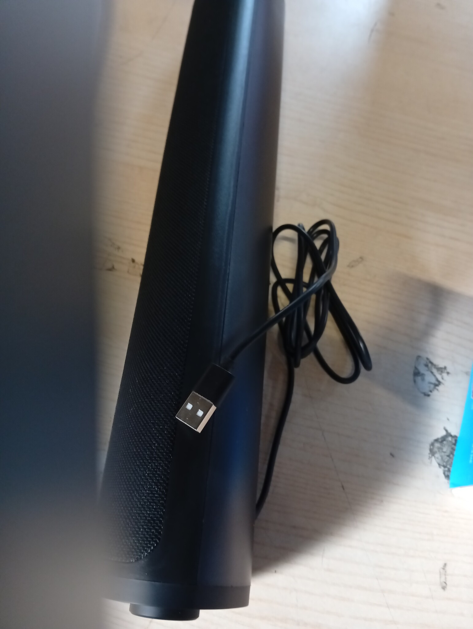 Desktop luidspreker met sfeerlicht, 53% korting
