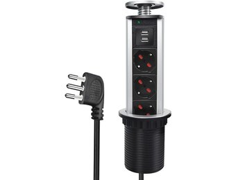 Intrekbare stekkerdoos met USB - 3 Italiaanse stopcontacten - 34% korting