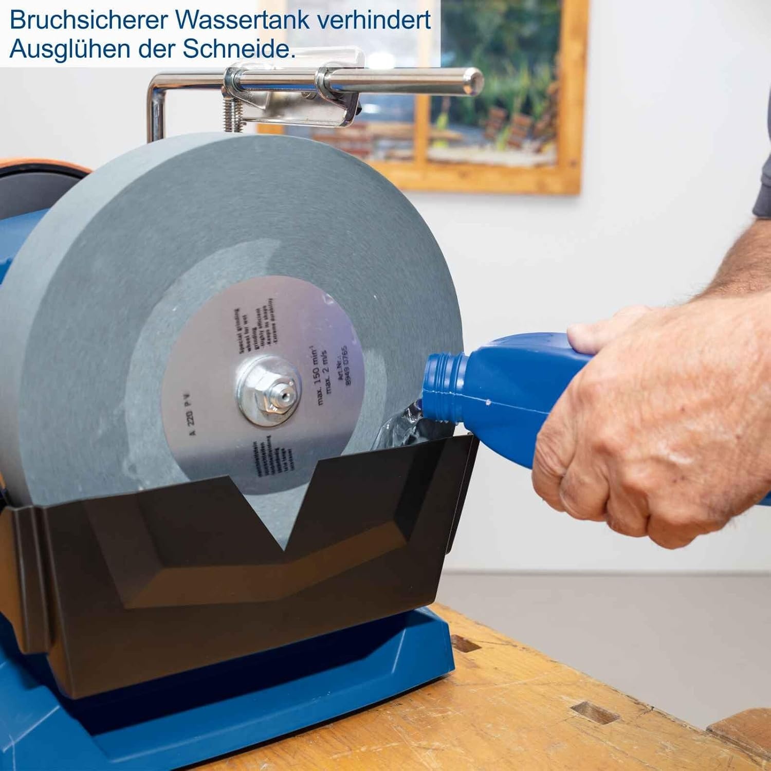 Scheppach TIGER 7000S waterslijper, inductiemotor, 200 W, slijpsteen van korund 250 x 50 mm, korrel 220, universeel apparaat, schuurpasta en hoeksjabloon