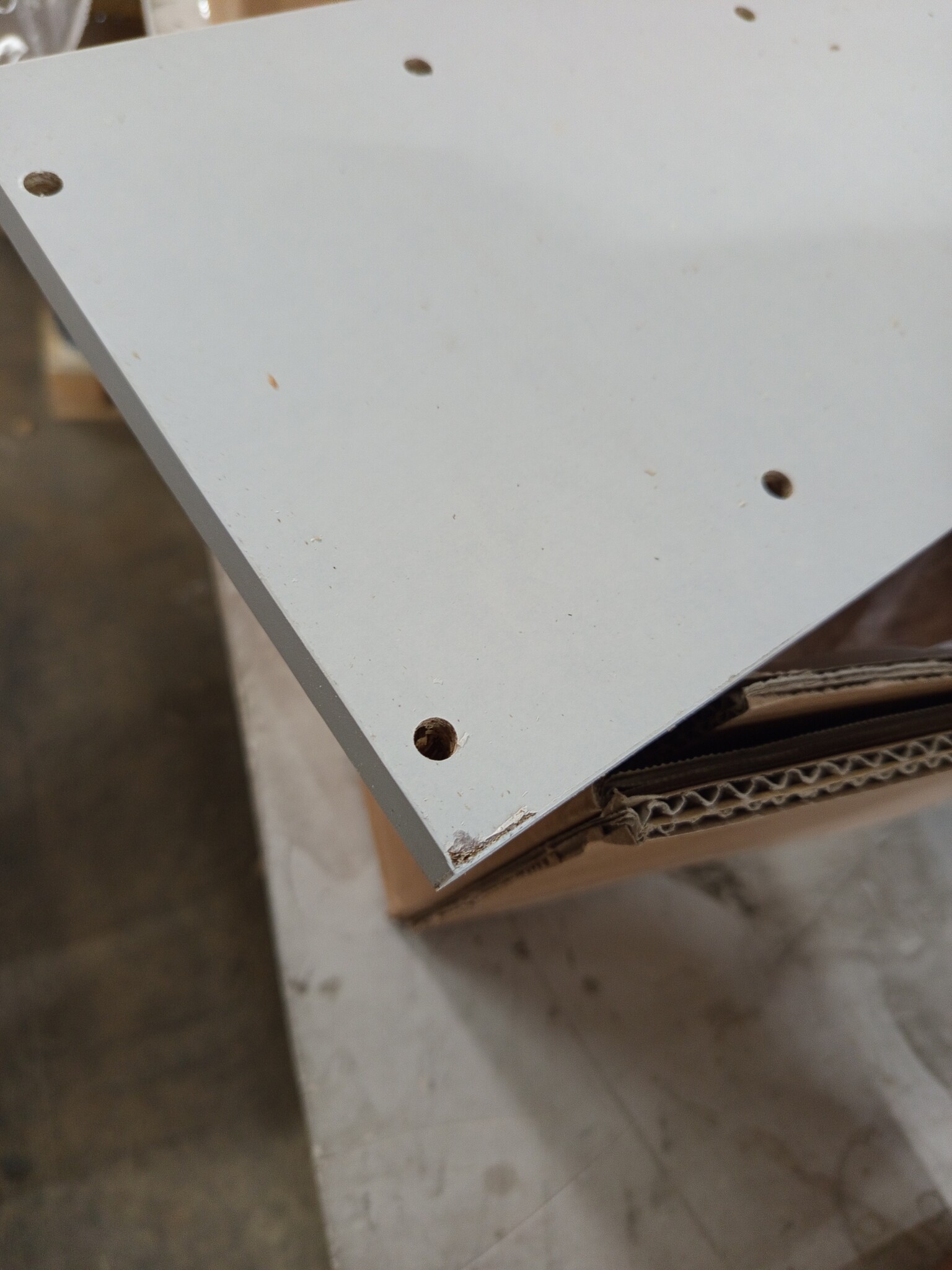 vidaXL Wandschap 129x18x42 cm bewerkt hout wit