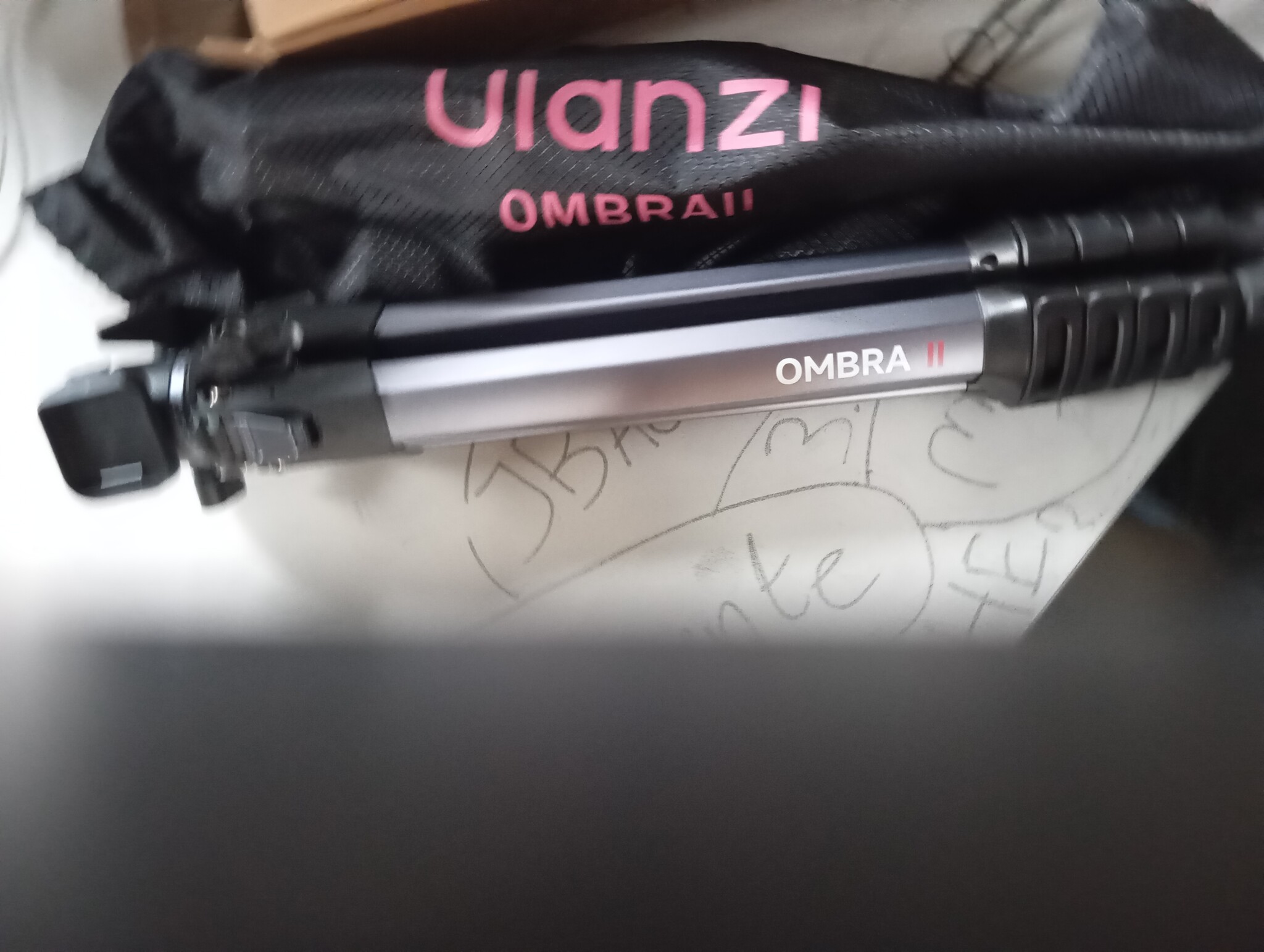 ULANZI Ombra II 156cm Camera Statief, Compacte Camera Statieven met 360° Balhoofd, Uka Snelkoppelingsplaat, Lichtgewicht Aluminium Reisstatief voor DSLR, Smartphone (Gewicht: 1.21kg,Draagvermogen 3kg)