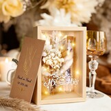 Dusor Bruiloft Geldcadeau met LED-verlichting en Gedroogde Bloemen - 16 x 11 x 5 cm - Houtlook