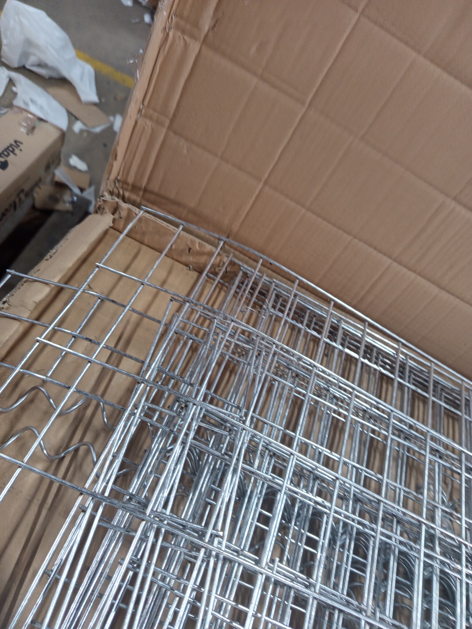 Grasmaaieroverkapping met plantenbak Staaldraad 110x80x60cm - 54% Korting