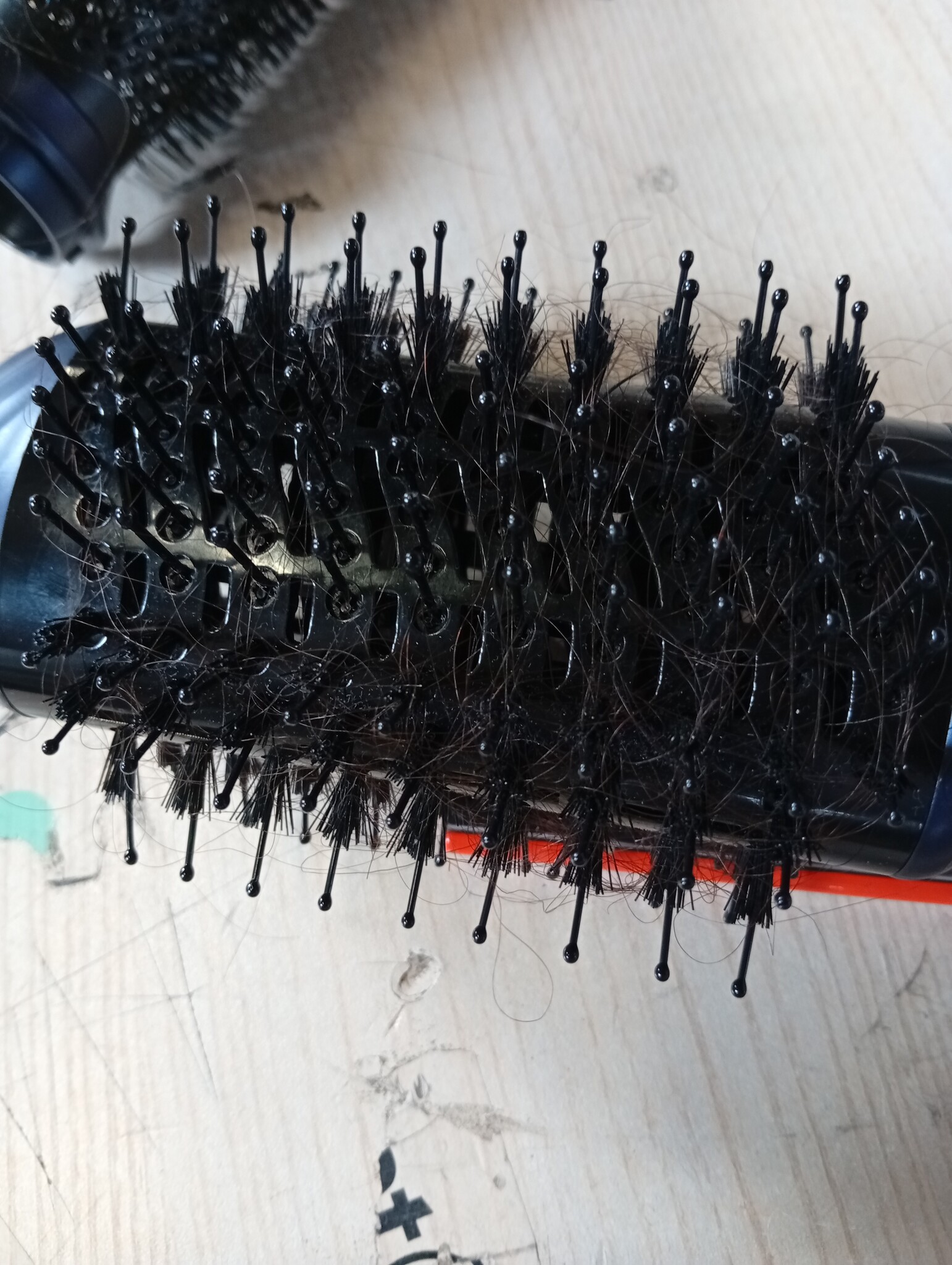 6-in-1 Heteluchtborstel 1000W - Föhn, Krultang & Stijlborstel (58% Korting)