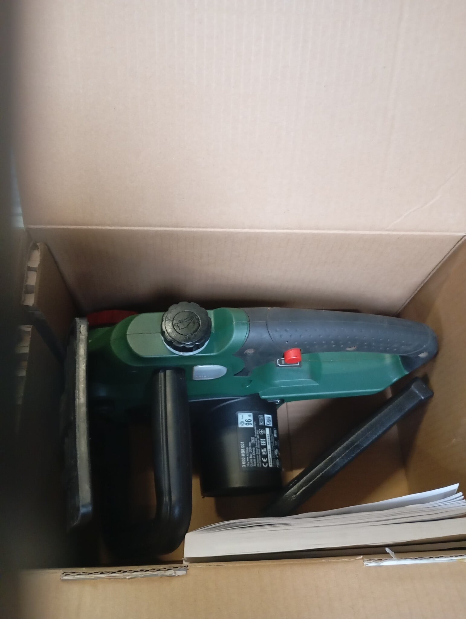 Bosch accukettingzaag UniversalChain 18 (zonder accu, 18 V systeem, in kartonnen doos)
