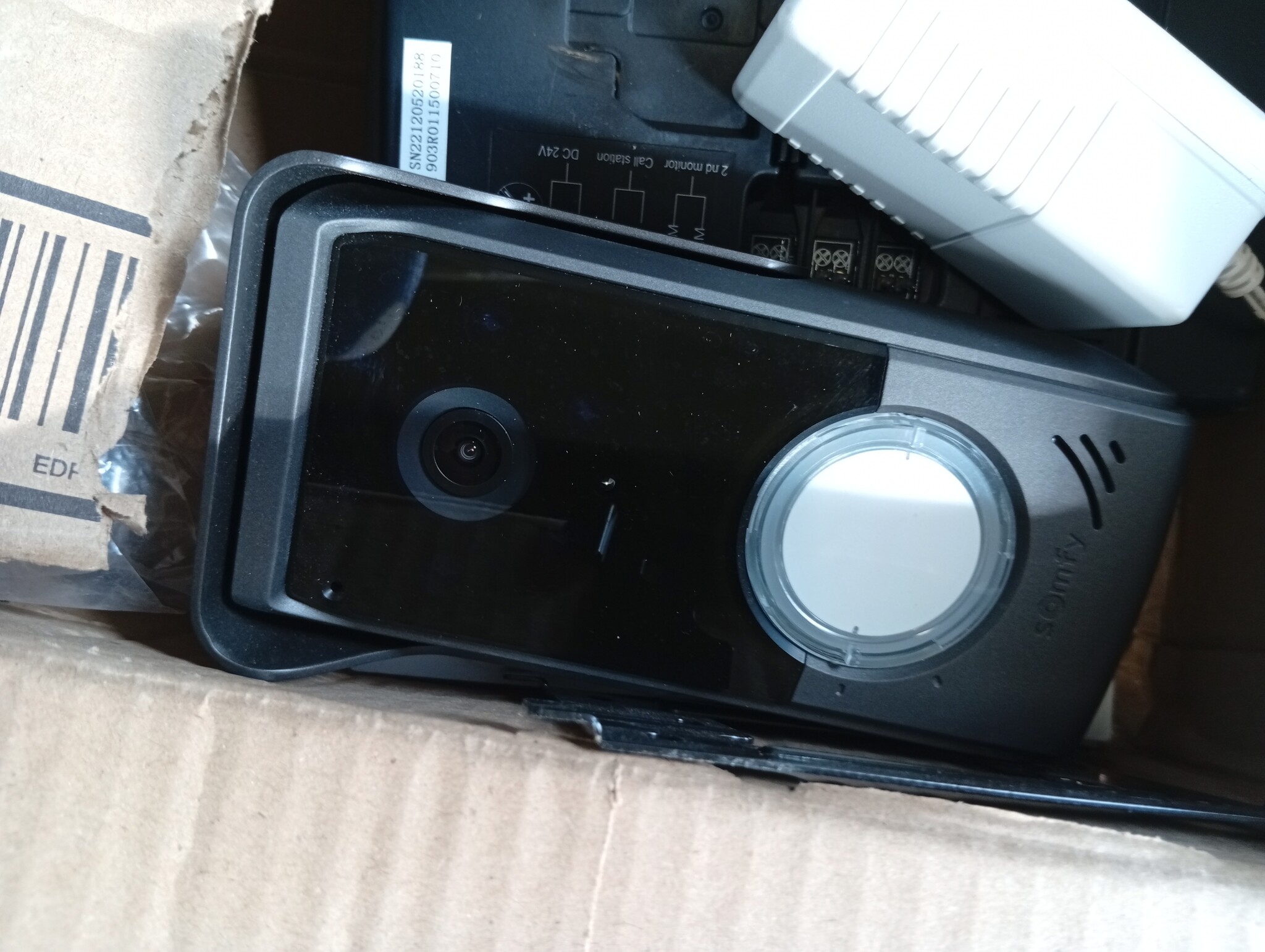 Video-intercom Somfy V350: 7" Scherm, Nachtzicht, 60% Korting