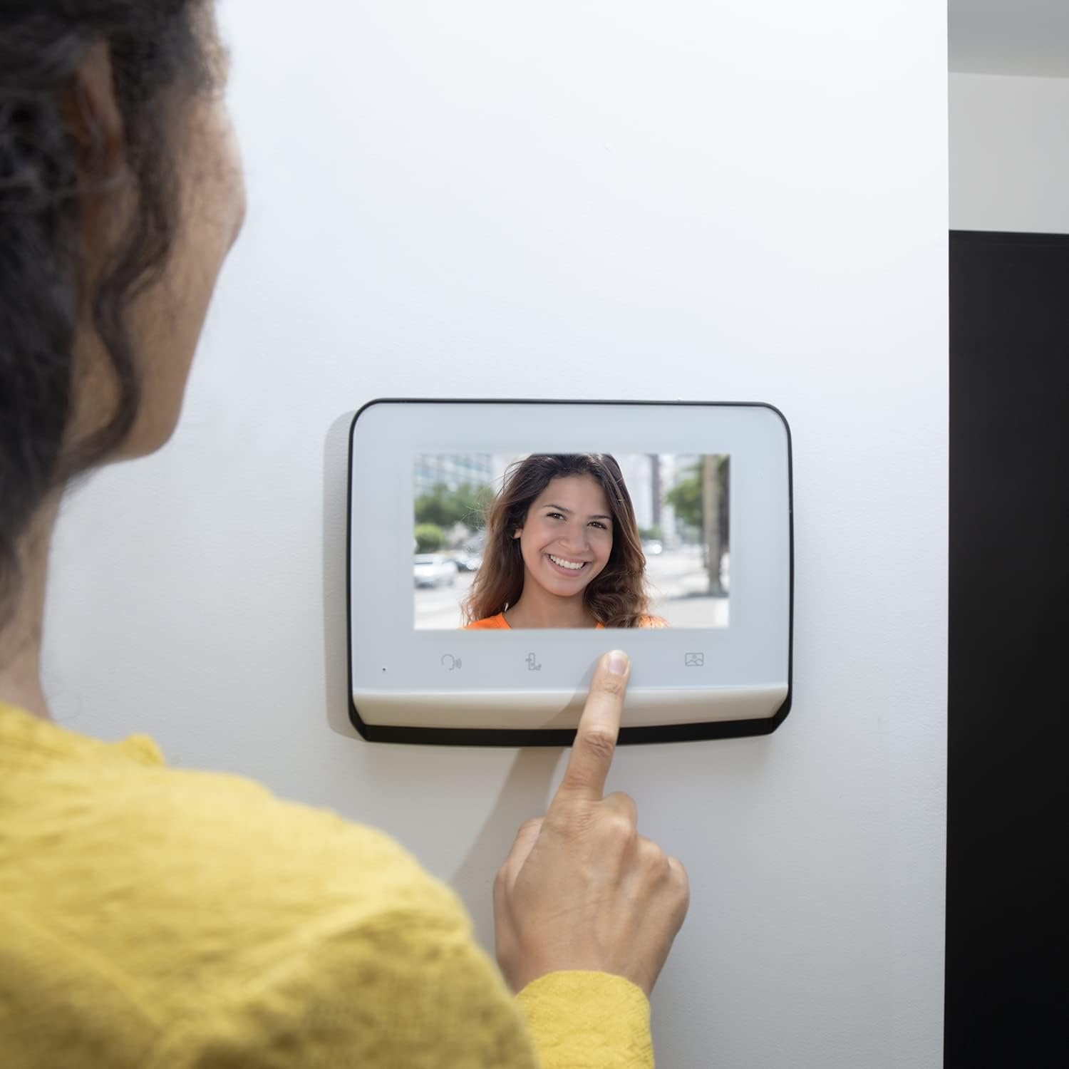 Video-intercom Somfy V350: 7" Scherm, Nachtzicht, 60% Korting