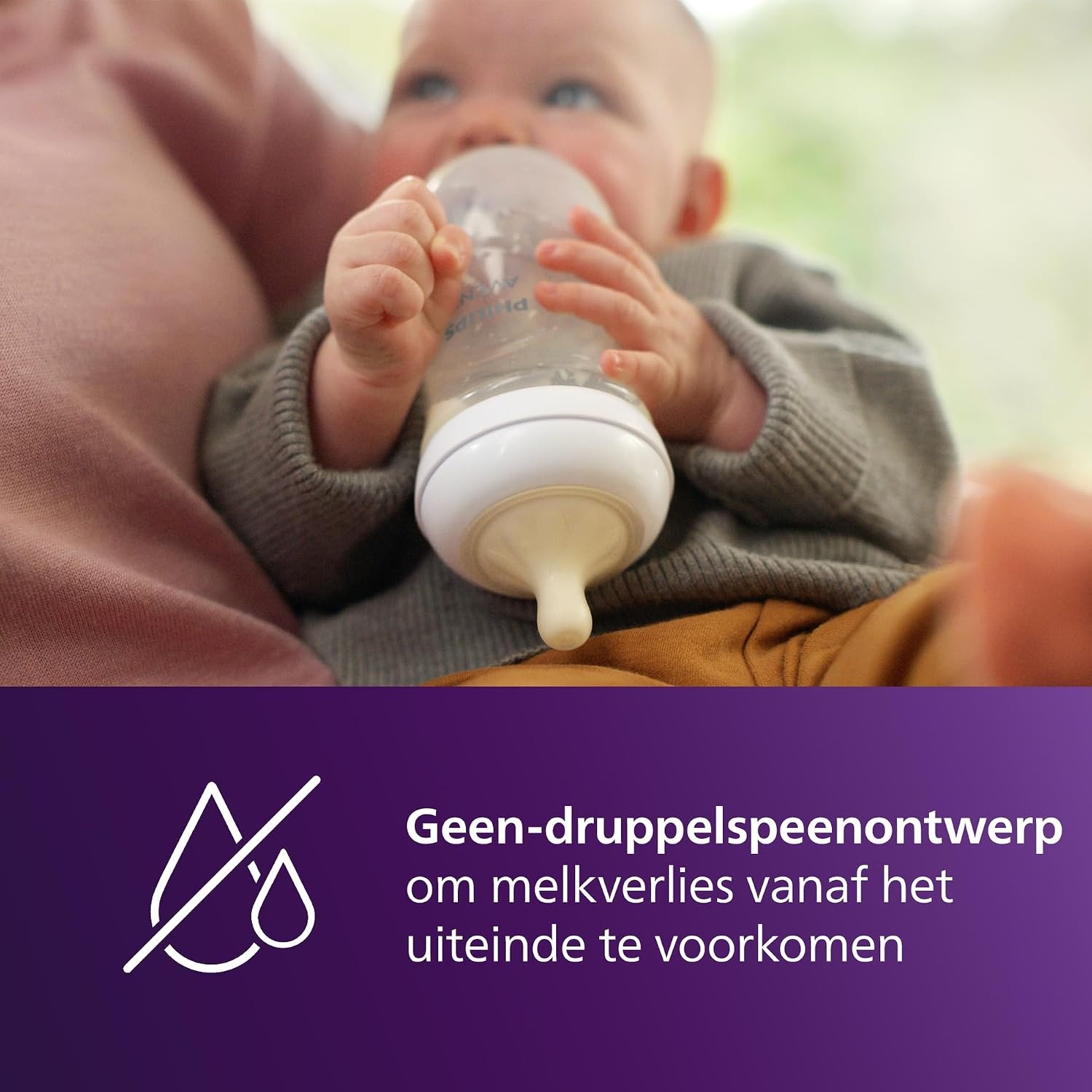 Philips Avent babyfles cadeauset voor pasgeboren baby's - 4 babymelkflessen, ultra soft-fopspeen en flessenborstel, voor baby's van 0-12 maanden en ouder (model SCD838/11)