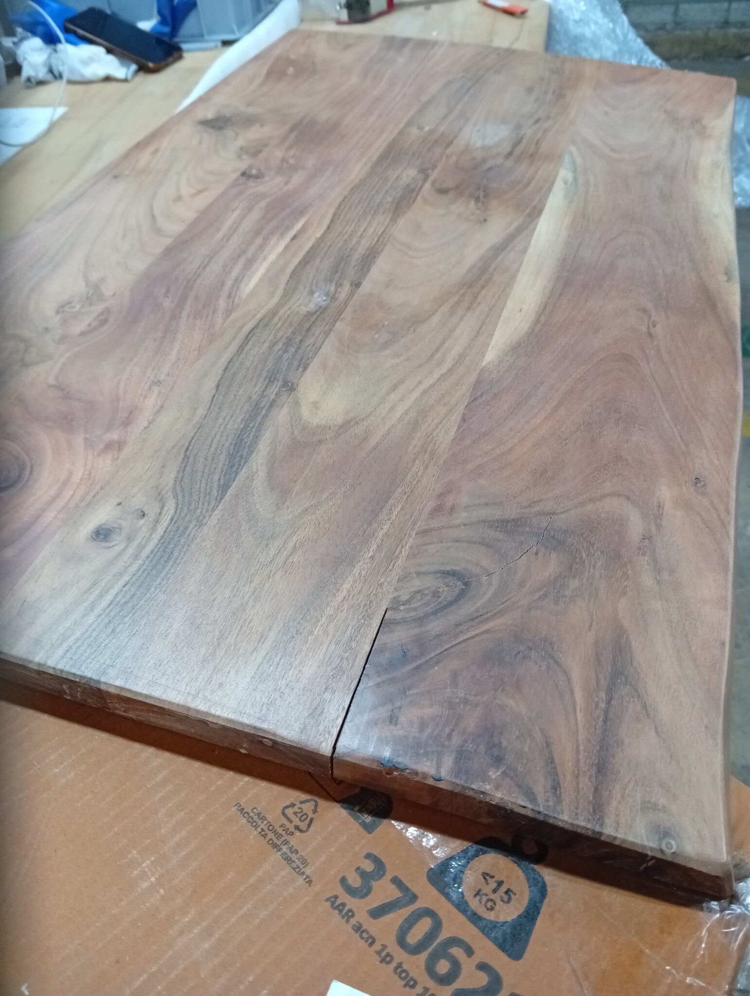 Acaciahouten Tafelblad Natuurlijke Rand 100x60x2,5 cm - 59% Korting