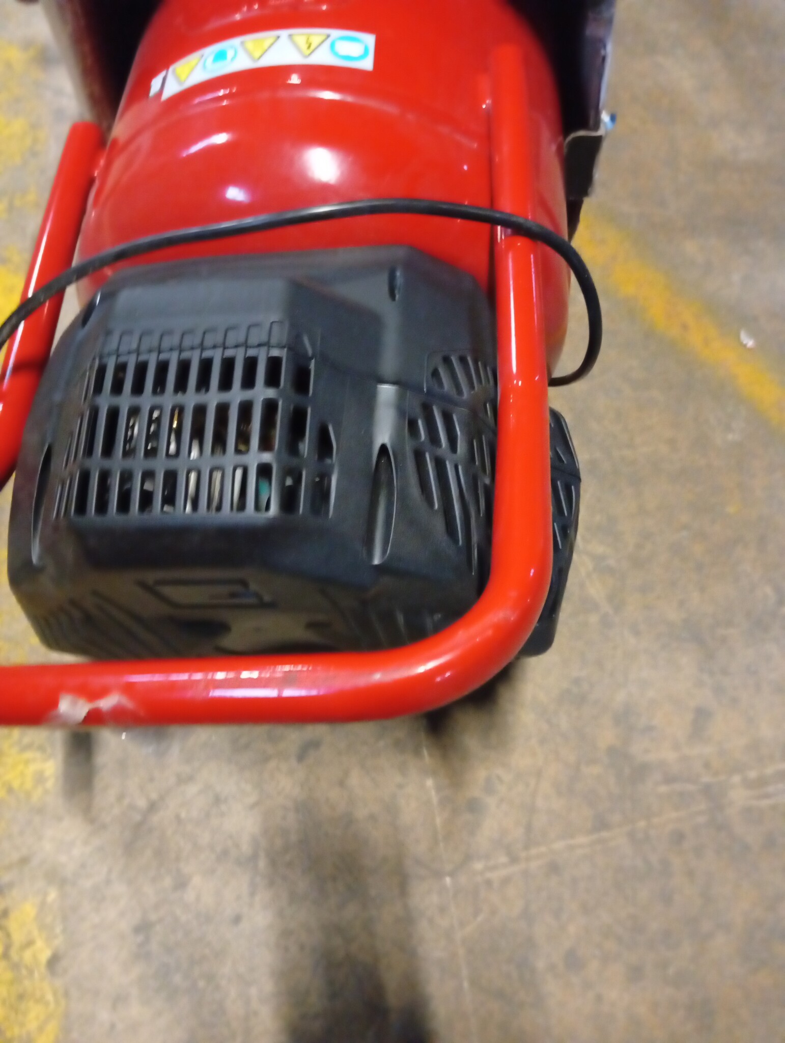 Olievrije Compressor 50L 10 Bar Onderhoudsarm Rood - 55% Korting