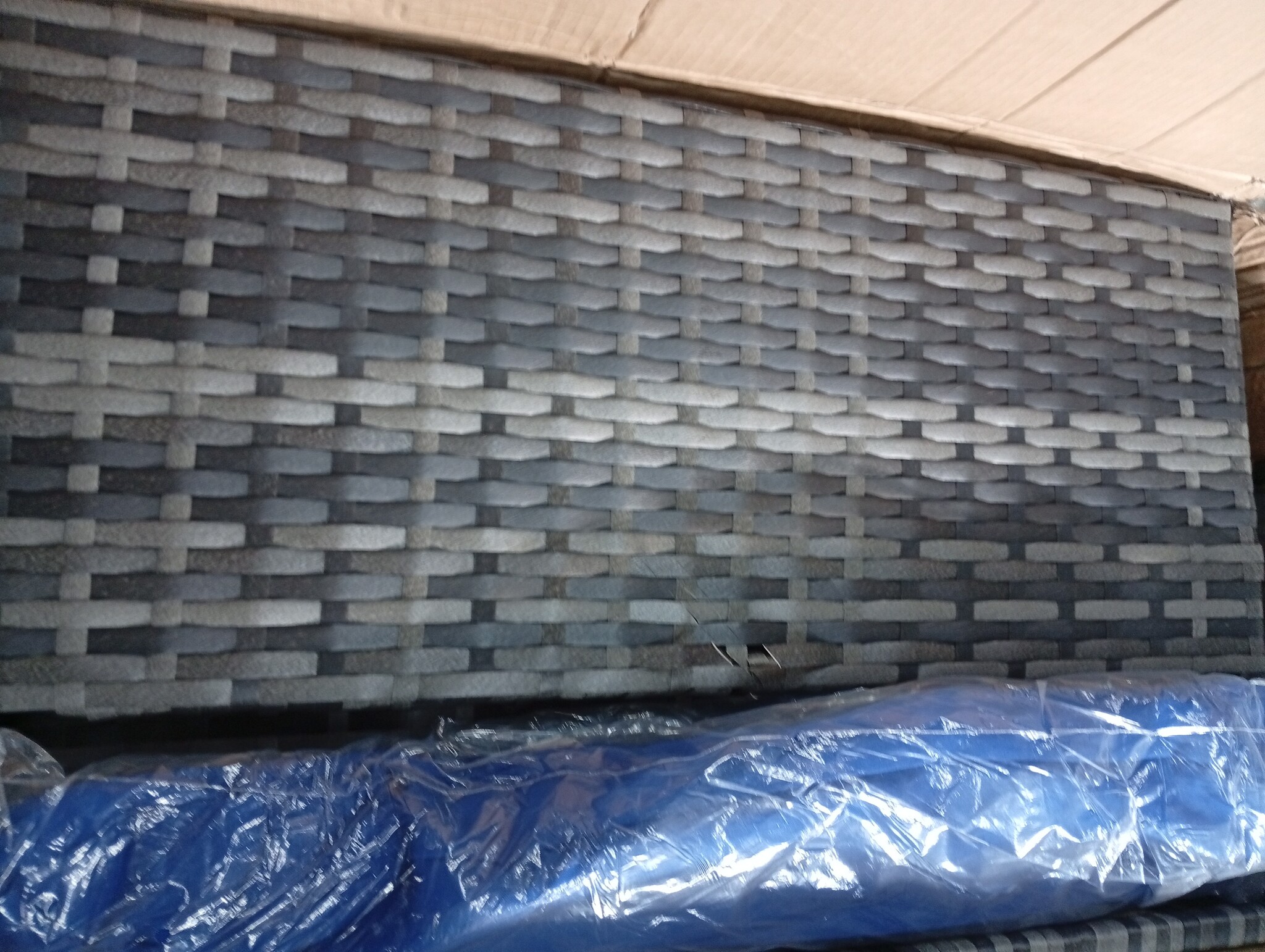vidaXL Tuinbank 3-zits met kussens poly rattan grijs